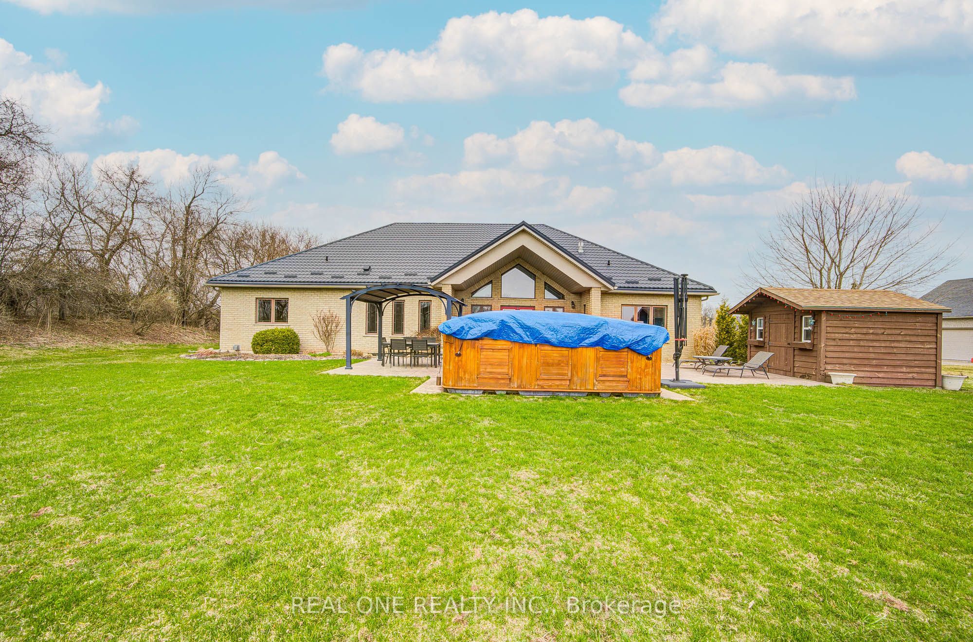 Photo 95 of 492 Scenic Drive, Brant, South Dumfries — HOMEH