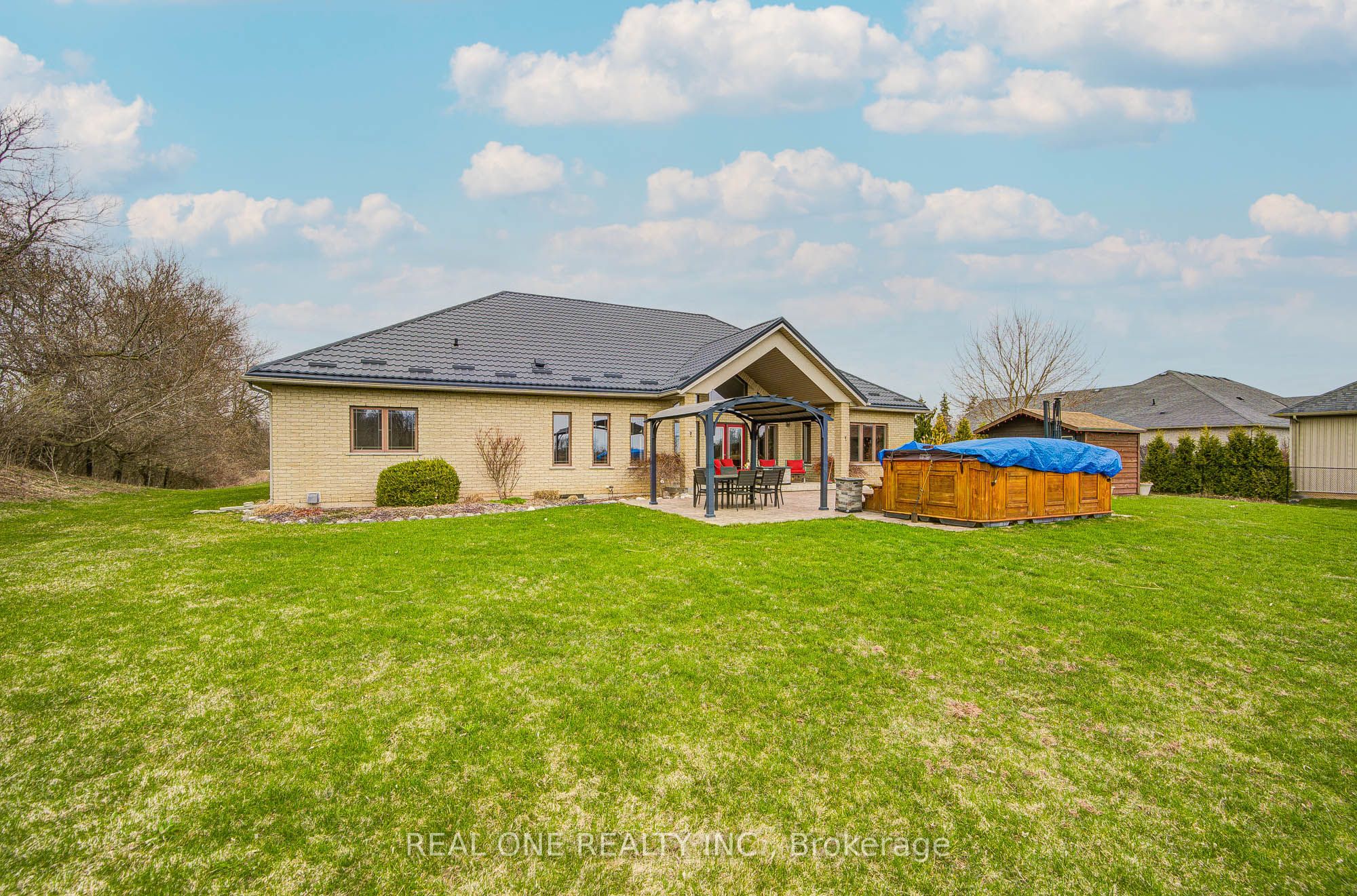Photo 94 of 492 Scenic Drive, Brant, South Dumfries — HOMEH