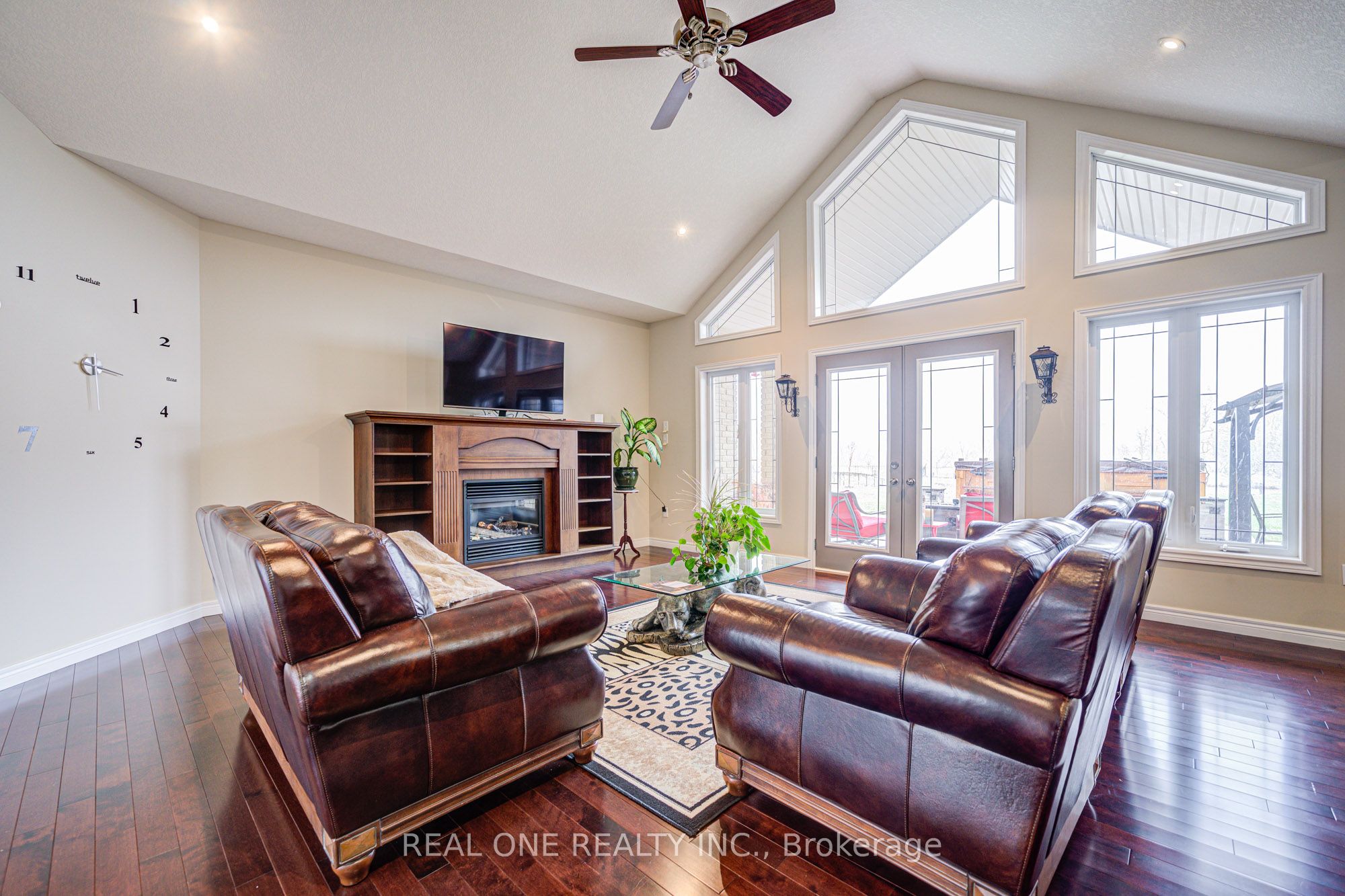 Photo 61 of 492 Scenic Drive, Brant, South Dumfries — HOMEH