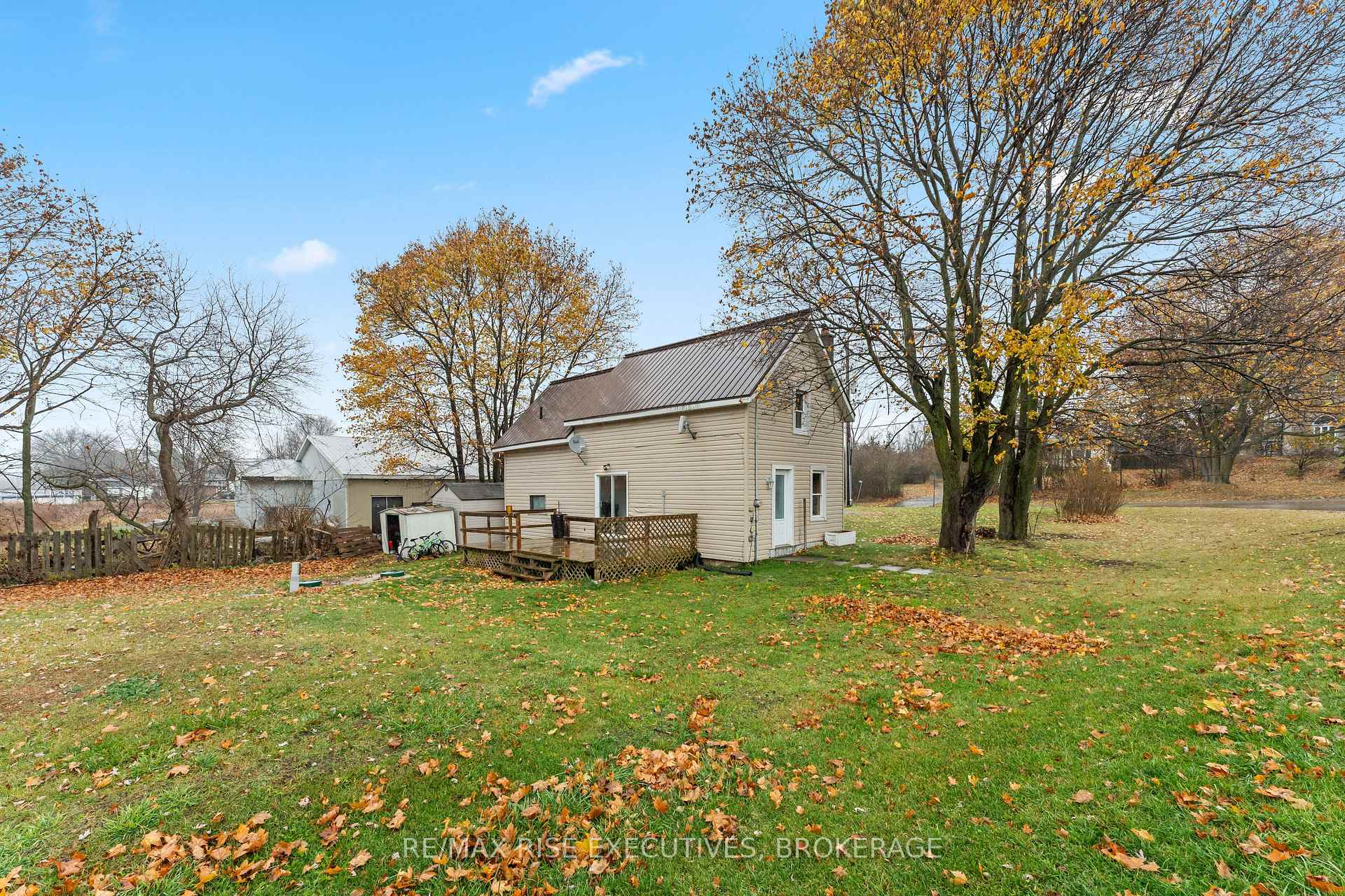 Photo 1 of 3761 Battersea Road, Frontenac, Frontenac South — HOMEH