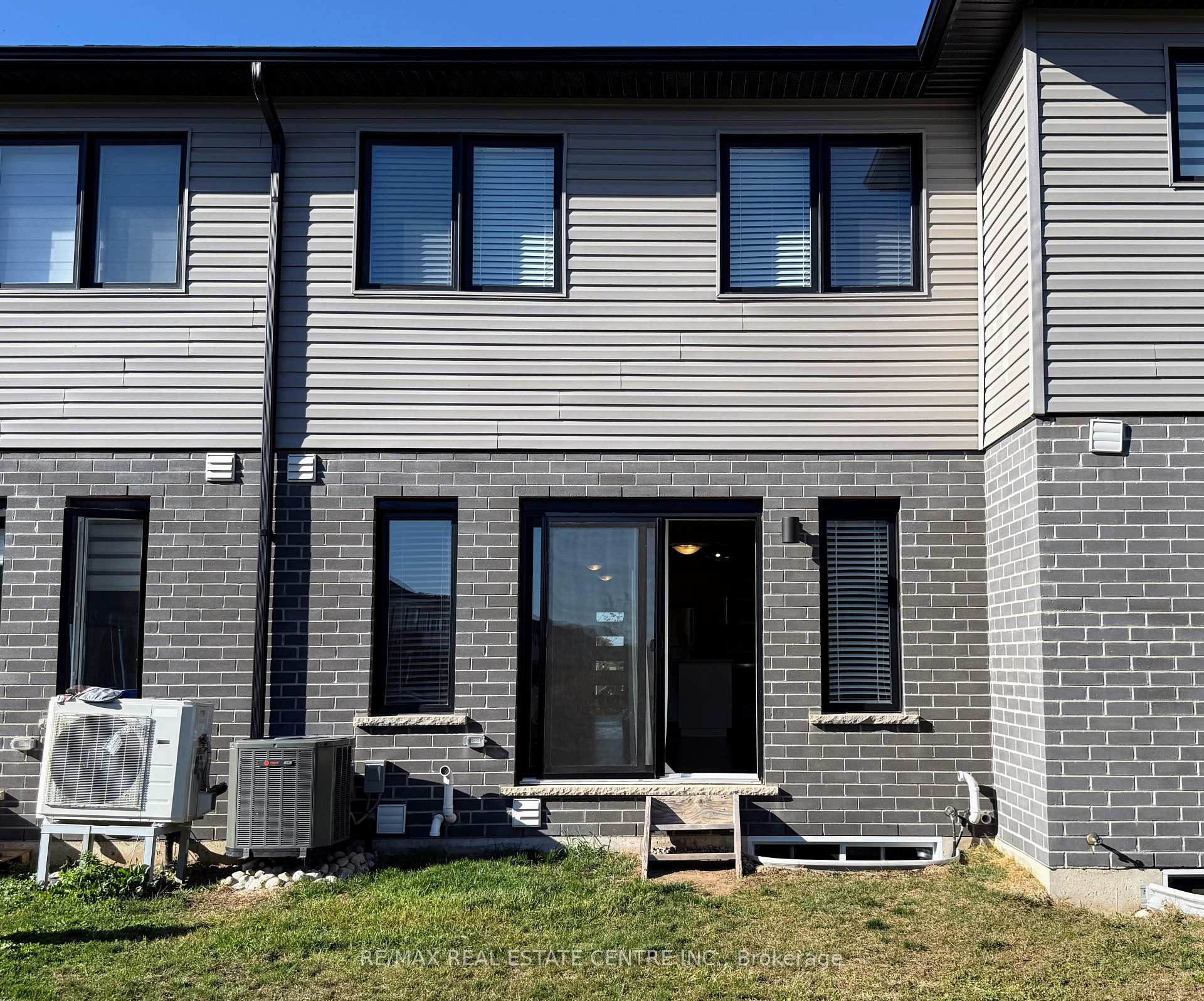 Photo 16 of 71 Wilkinson Avenue, Cambridge — HOMEH