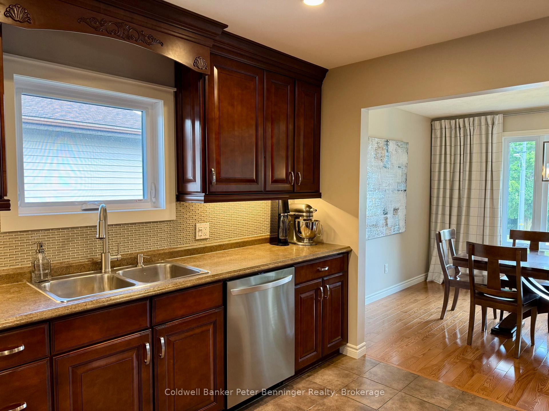 Photo 8 of 215 Thomas Street, Brockton — HOMEH