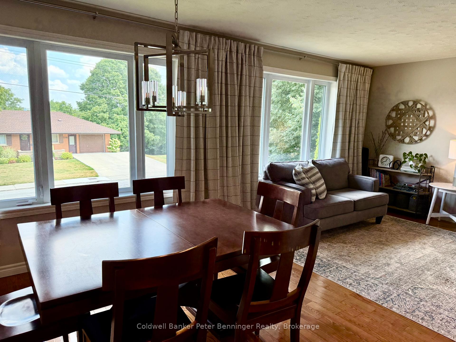 Photo 14 of 215 Thomas Street, Brockton — HOMEH