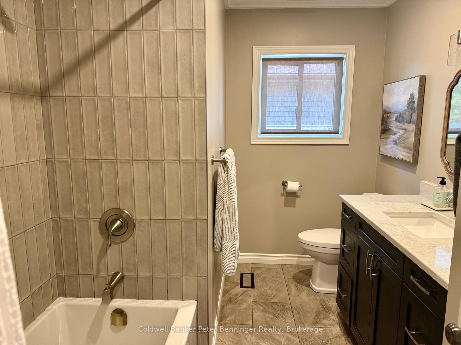 Photo 26 of 215 Thomas Street, Brockton — HOMEH