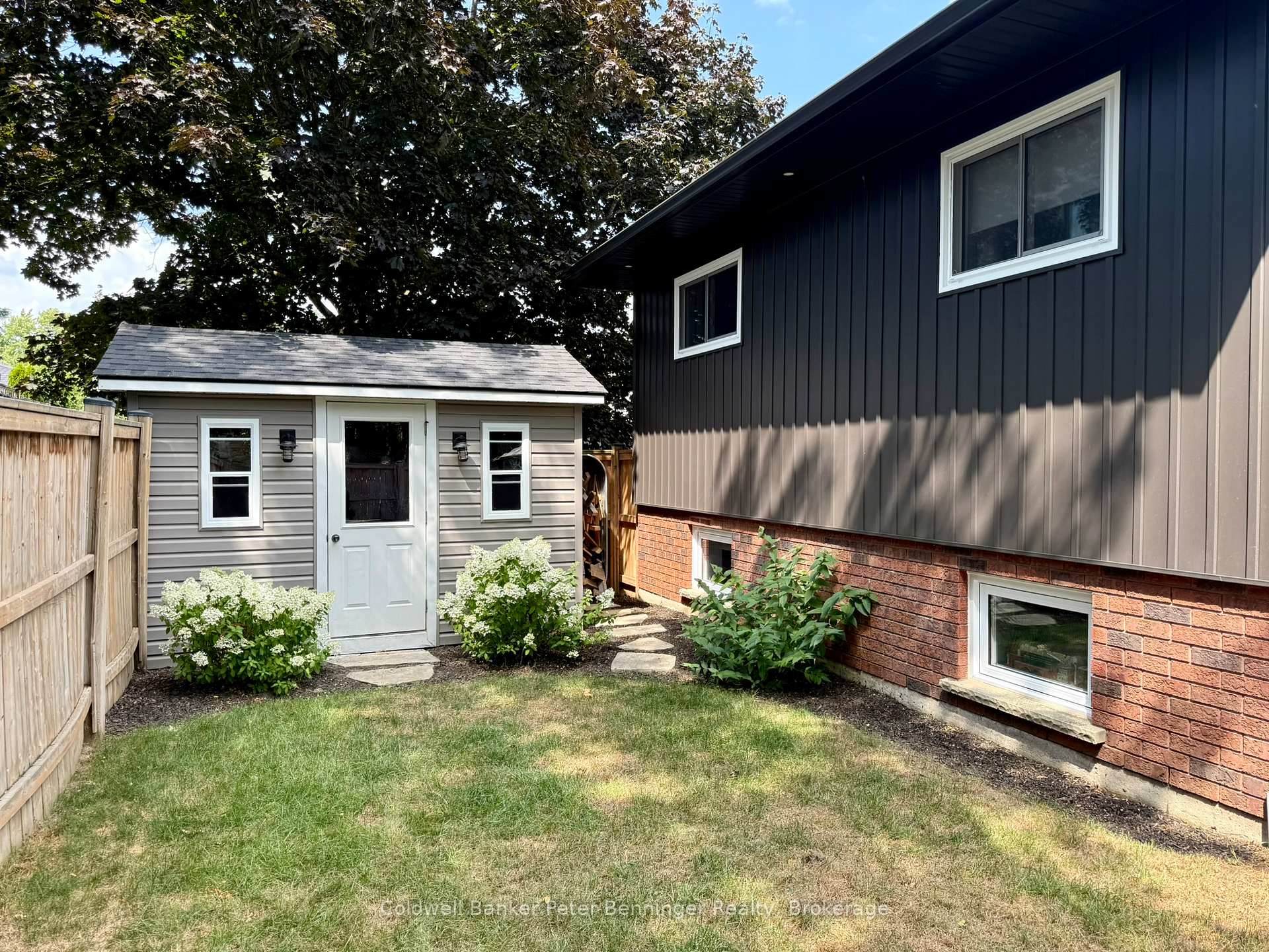 Photo 47 of 215 Thomas Street, Brockton — HOMEH