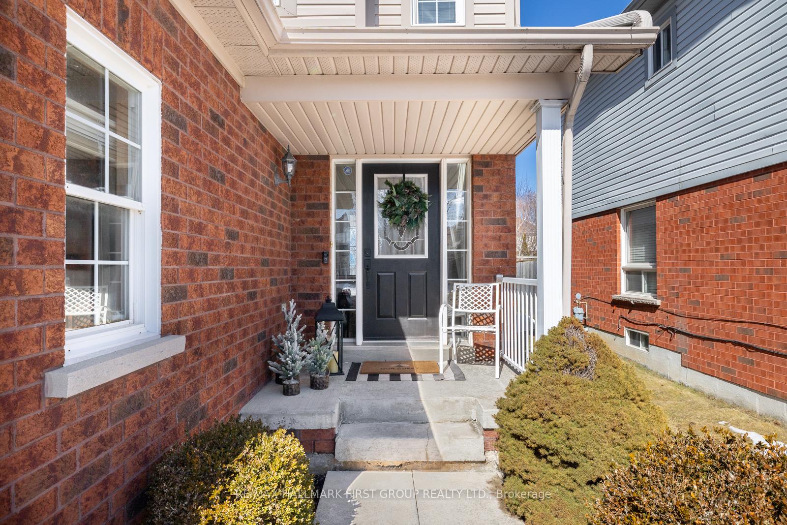 Photo 4 of 24 Staples Avenue, Clarington, Courtice — HOMEH