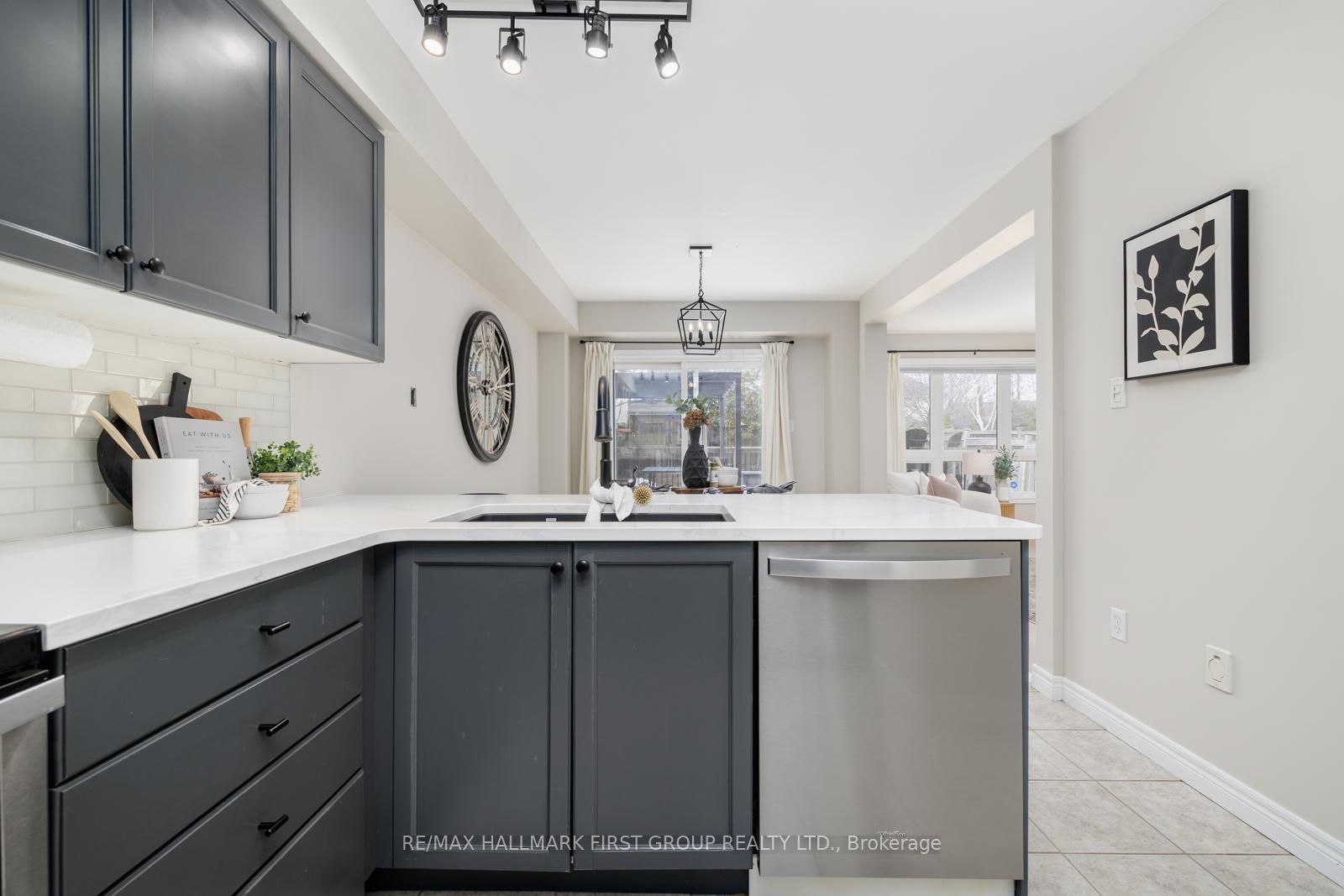 Photo 16 of 24 Staples Avenue, Clarington, Courtice — HOMEH