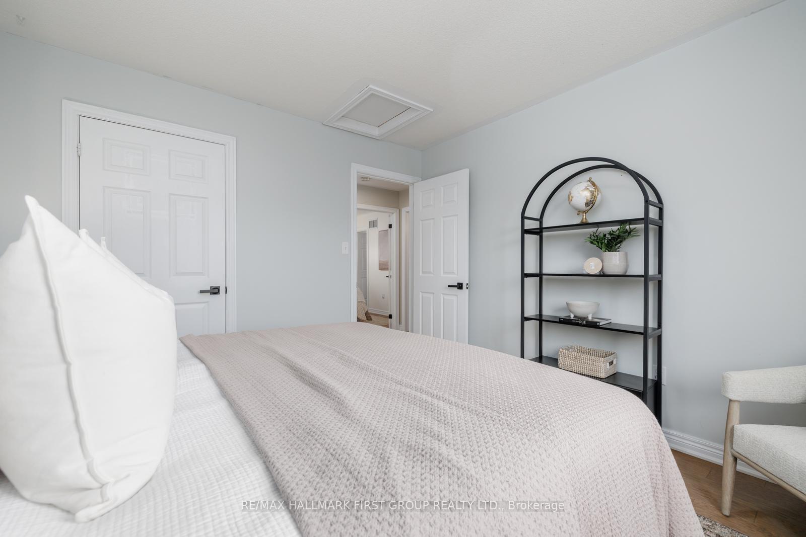 Photo 32 of 24 Staples Avenue, Clarington, Courtice — HOMEH