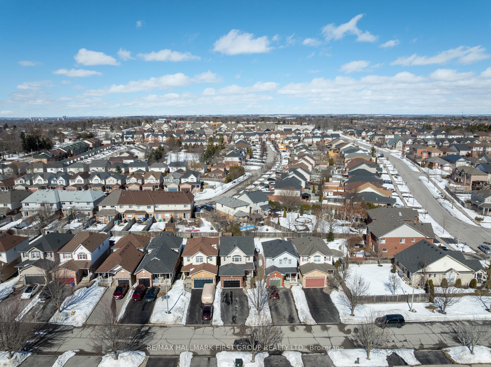 Photo 48 of 24 Staples Avenue, Clarington, Courtice — HOMEH