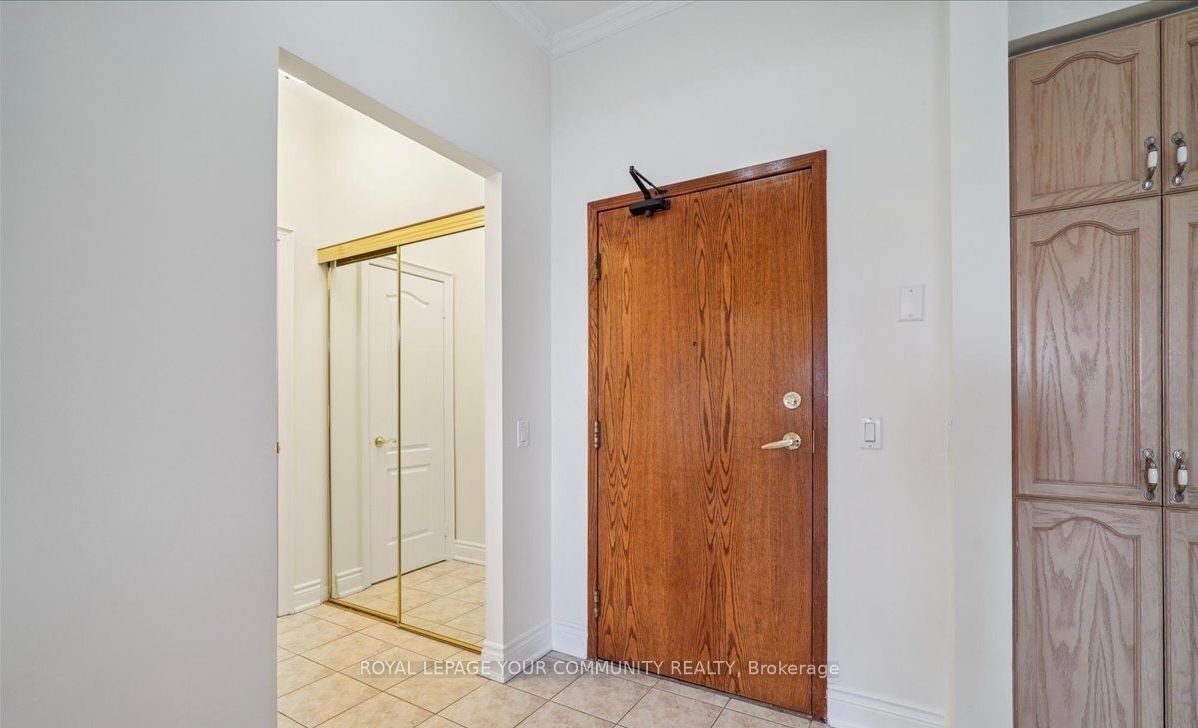 Photo 24 of Unit 114, 2506 Rutherford Road, Vaughan, Maple — HOMEH