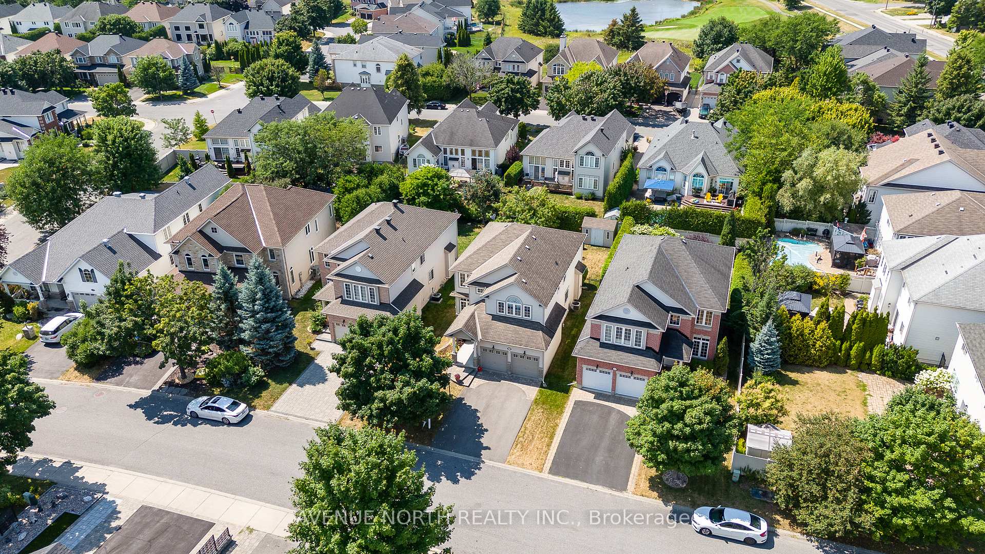 Photo 4 of 7 Calderwood Way, Ottawa, Barrhaven - Stonebridge — HOMEH