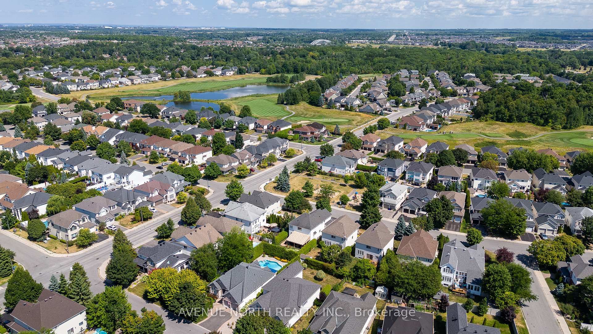 Photo 6 of 7 Calderwood Way, Ottawa, Barrhaven - Stonebridge — HOMEH