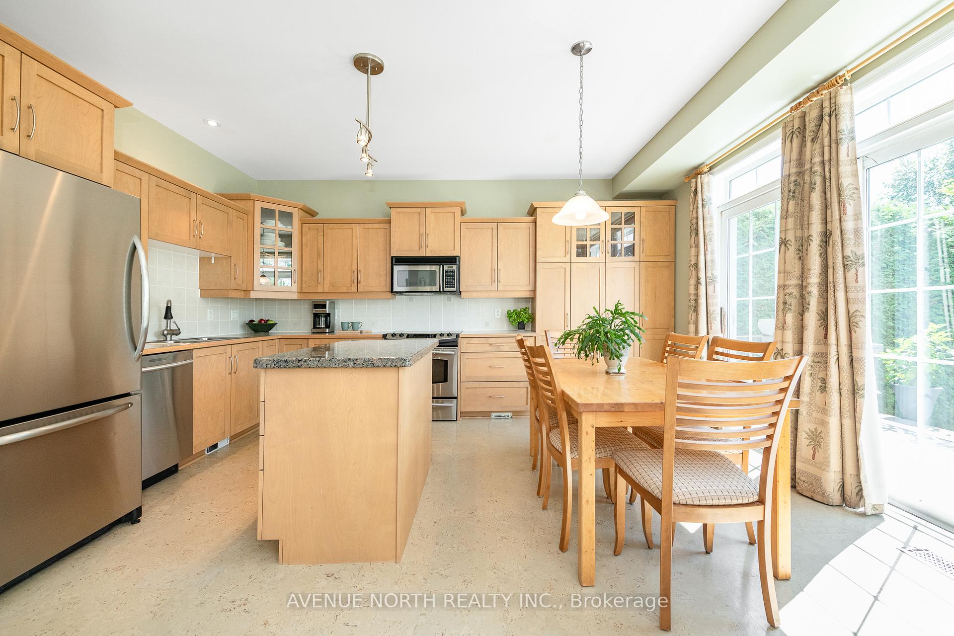Photo 33 of 7 Calderwood Way, Ottawa, Barrhaven - Stonebridge — HOMEH
