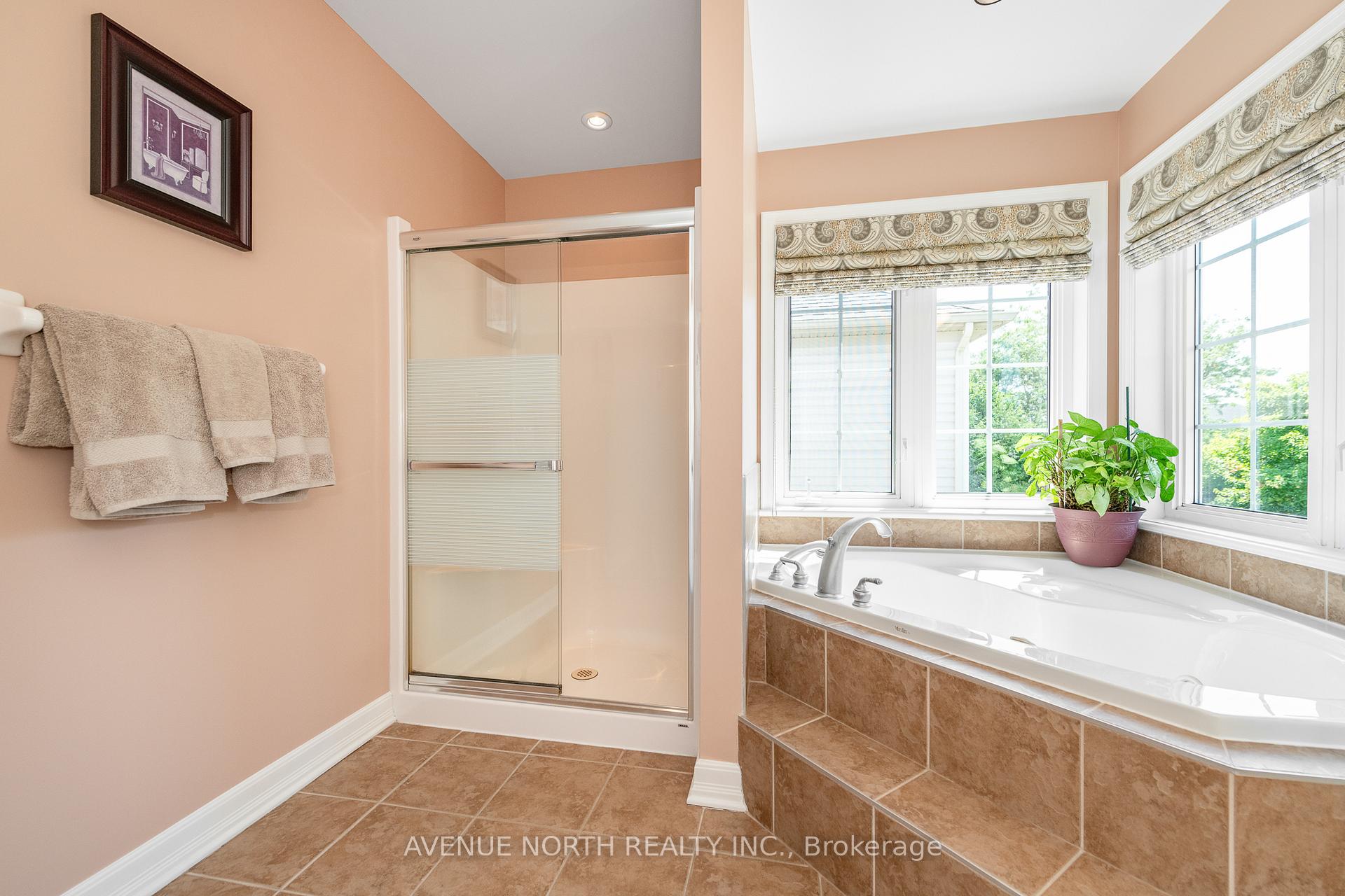 Photo 21 of 7 Calderwood Way, Ottawa, Barrhaven - Stonebridge — HOMEH