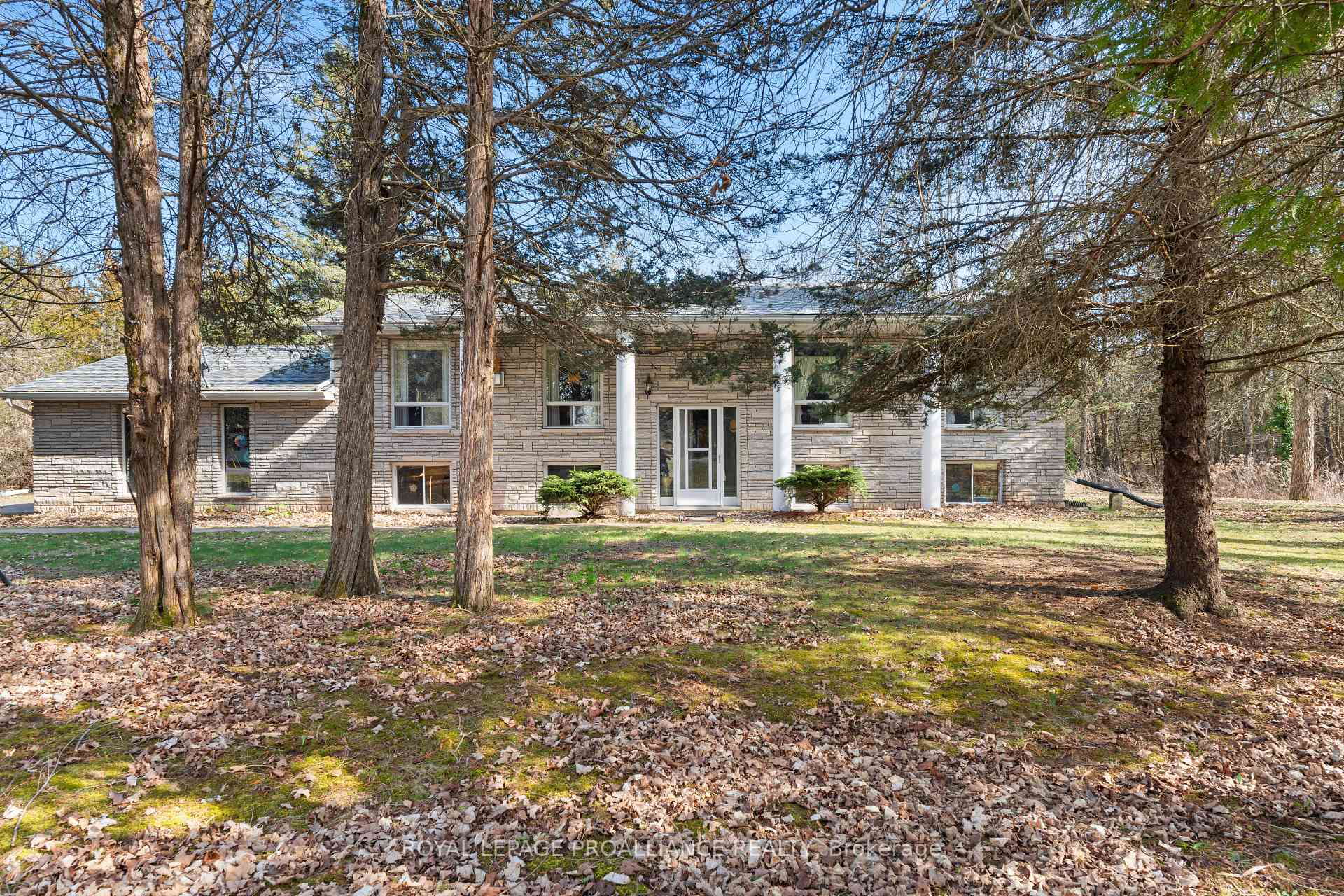 Photo 1 of 374 Scuttlehole Road, Belleville, Thurlow Ward — HOMEH