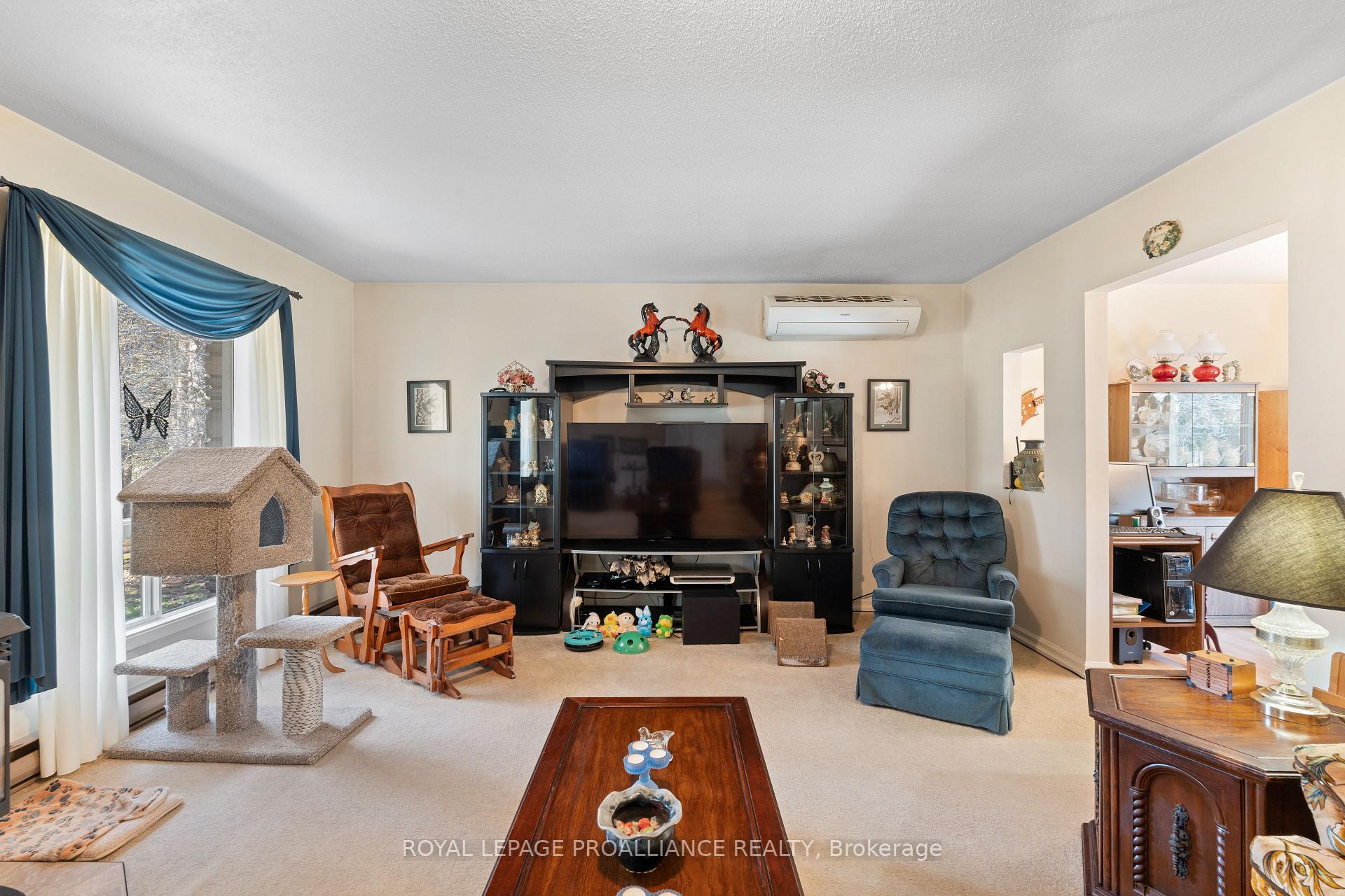 Photo 22 of 374 Scuttlehole Road, Belleville, Thurlow Ward — HOMEH