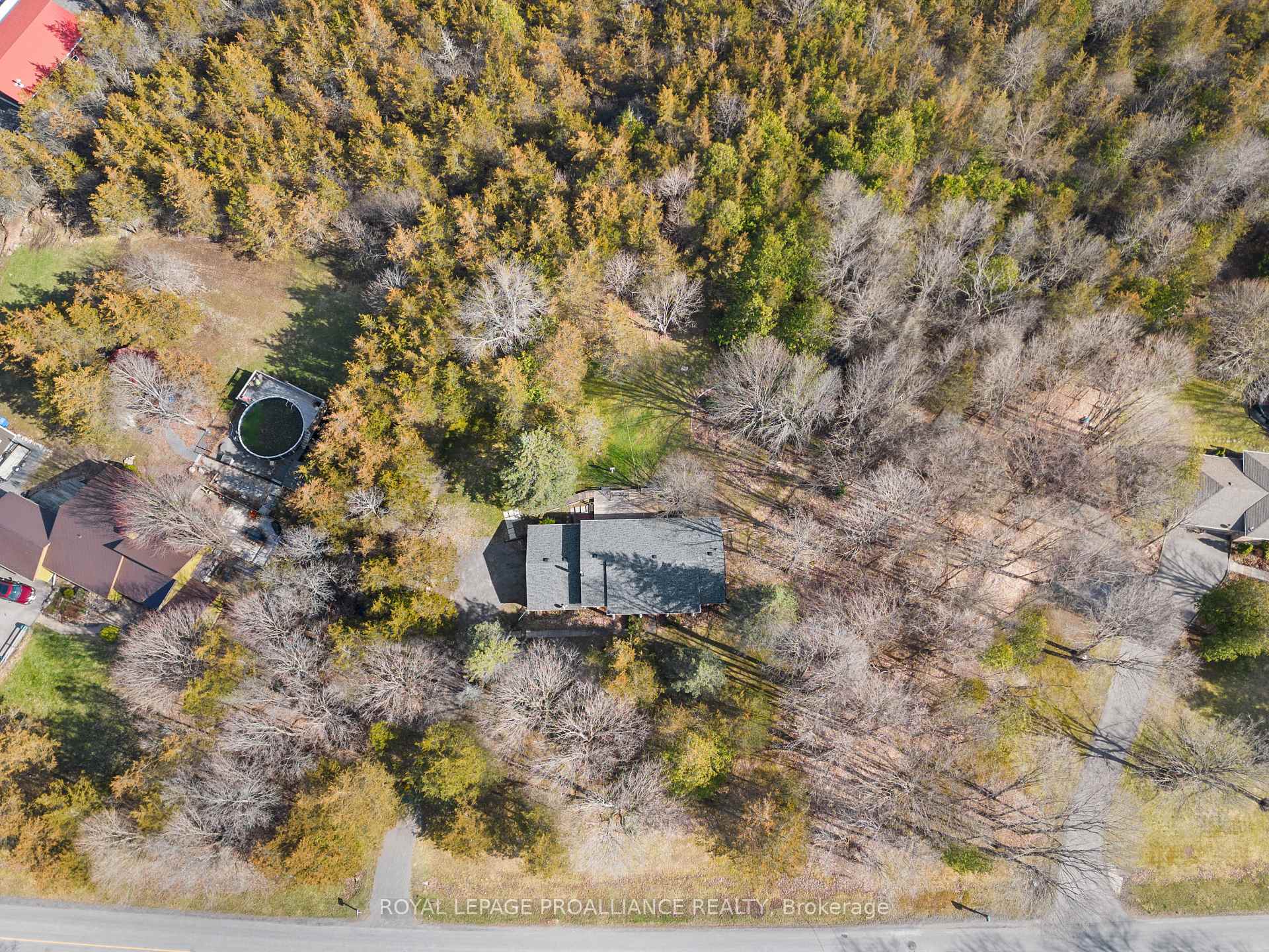 Photo 31 of 374 Scuttlehole Road, Belleville, Thurlow Ward — HOMEH