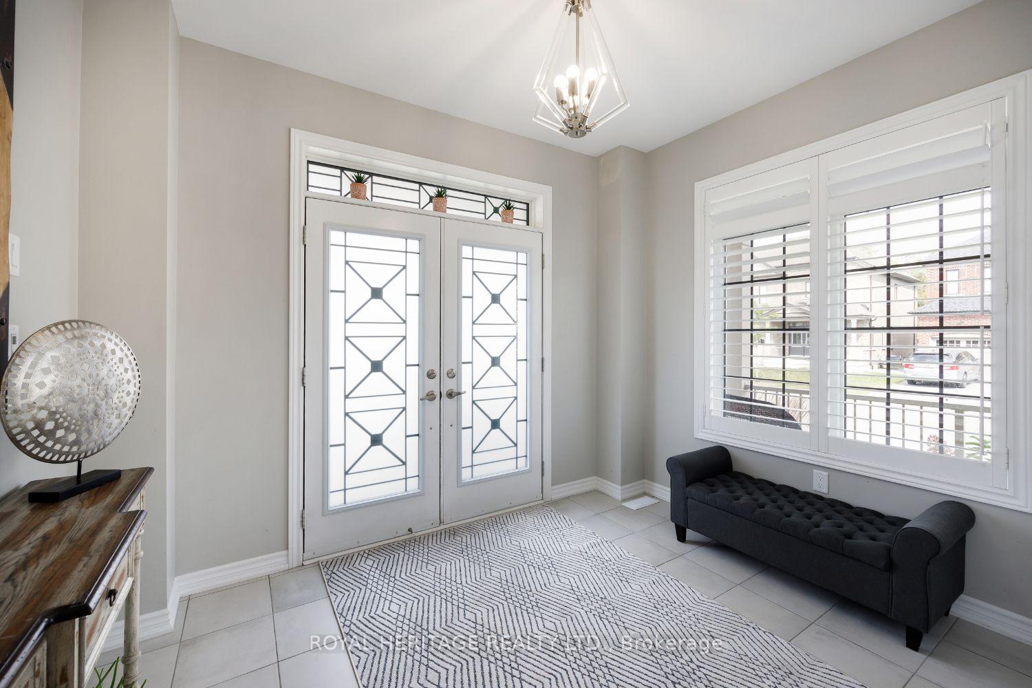 Photo 7 of 51 Albert Christie Street, Clarington, Bowmanville — HOMEH