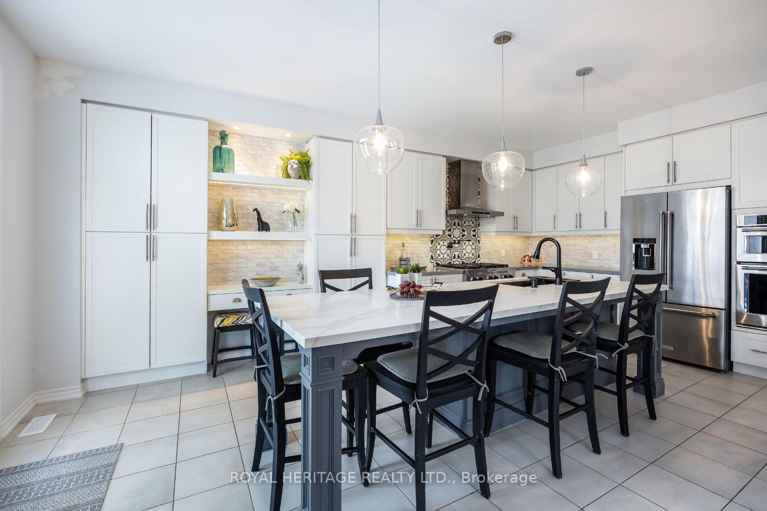 Photo 9 of 51 Albert Christie Street, Clarington, Bowmanville — HOMEH