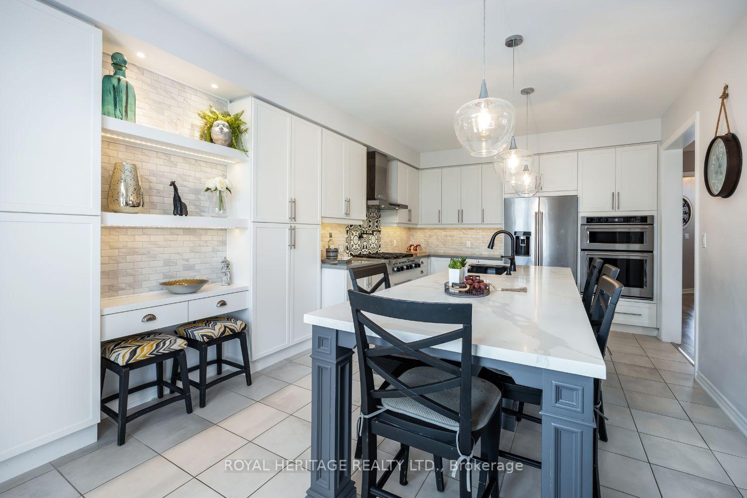 Photo 10 of 51 Albert Christie Street, Clarington, Bowmanville — HOMEH