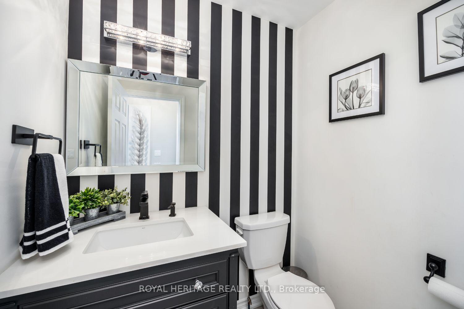 Photo 23 of 51 Albert Christie Street, Clarington, Bowmanville — HOMEH