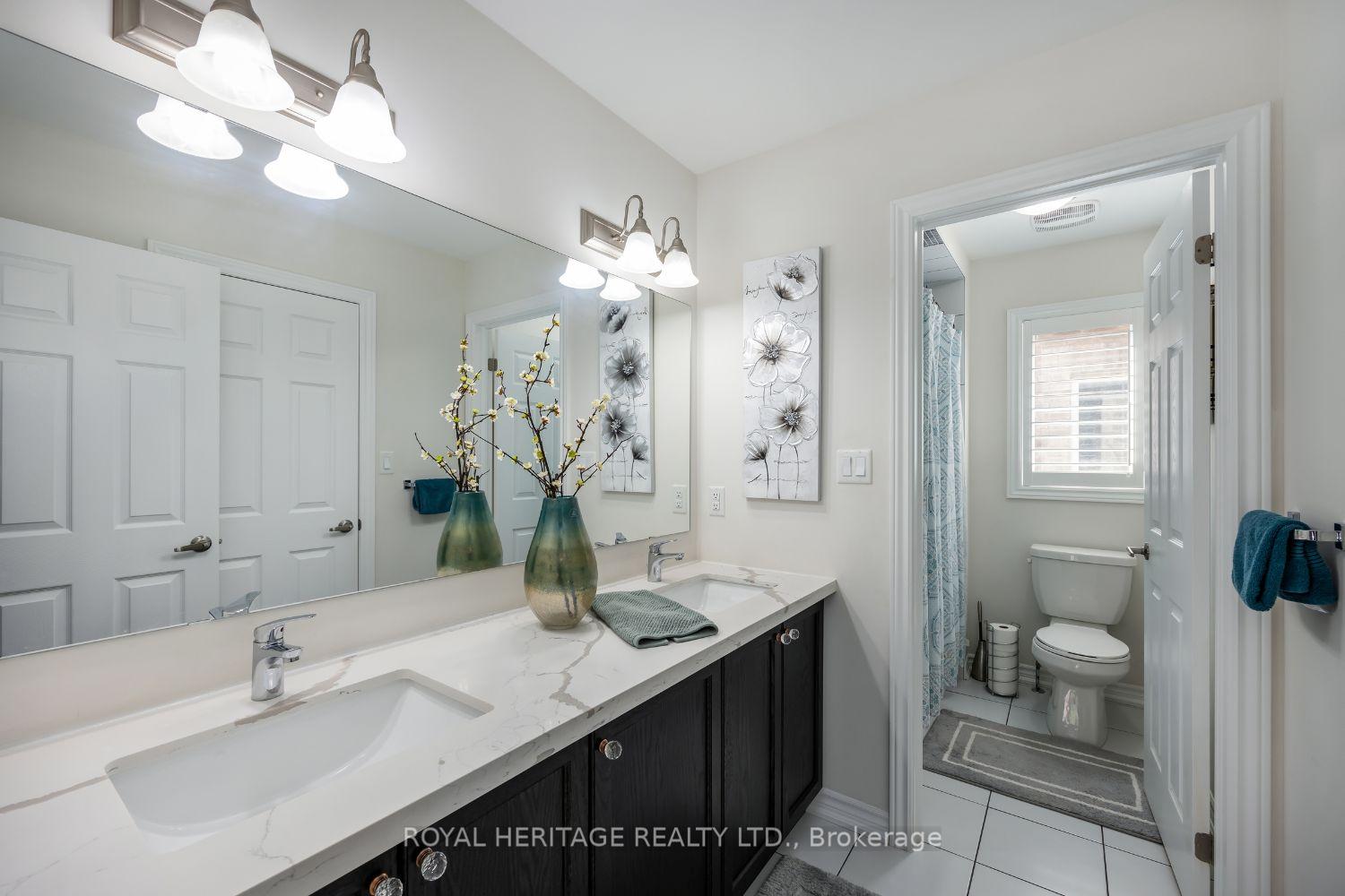 Photo 35 of 51 Albert Christie Street, Clarington, Bowmanville — HOMEH