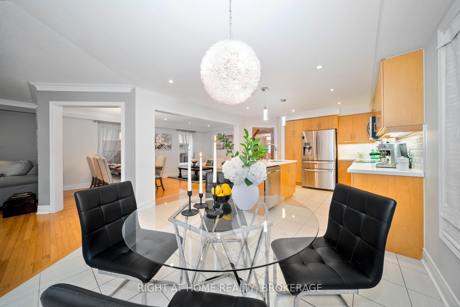 Photo 6 of 11 Kersey Crescent, Clarington, Courtice — HOMEH
