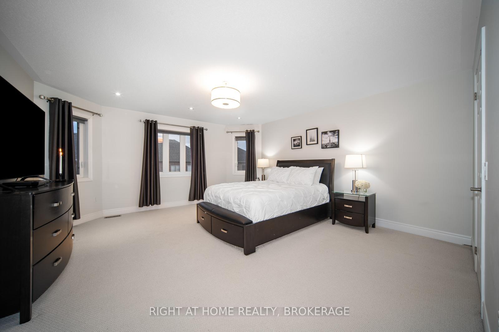 Photo 15 of 11 Kersey Crescent, Clarington, Courtice — HOMEH