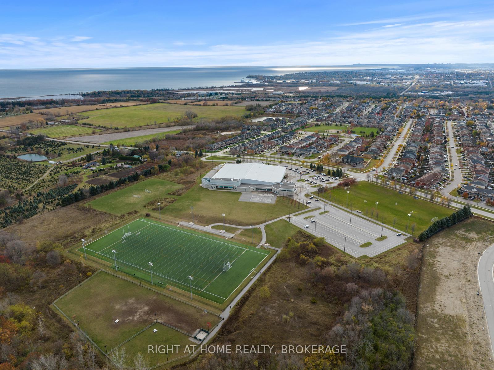 Photo 34 of 11 Kersey Crescent, Clarington, Courtice — HOMEH