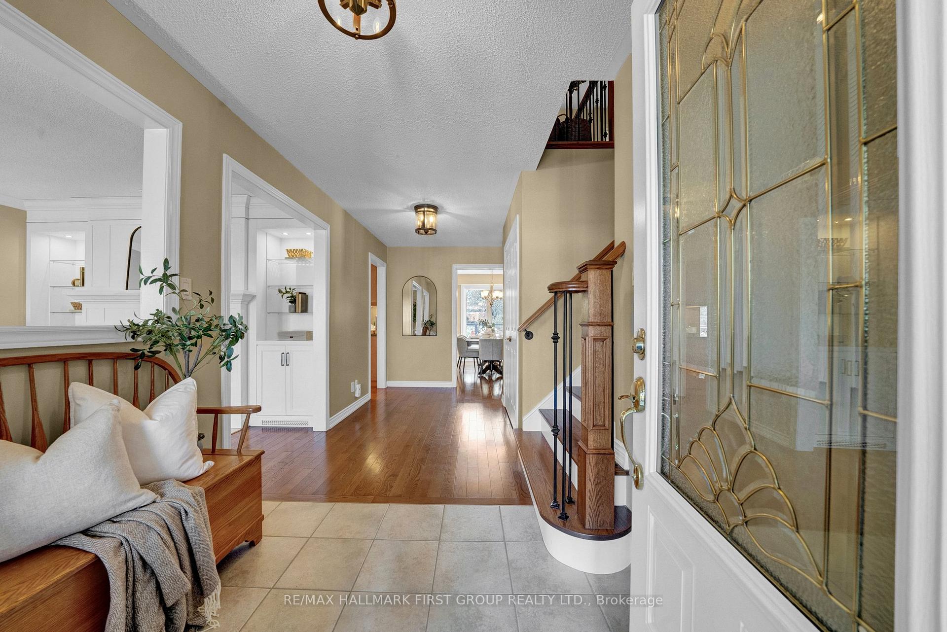 Photo 2 of 78 Hemmingway Drive, Clarington, Courtice — HOMEH