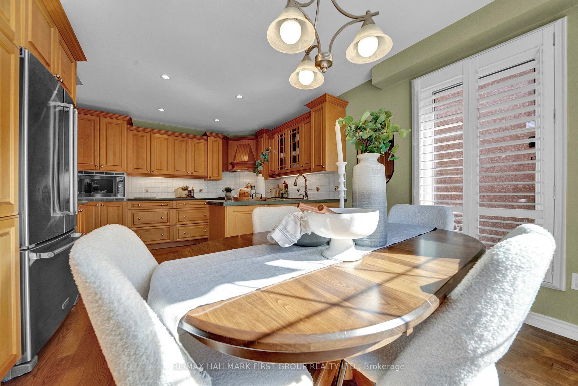 Photo 7 of 78 Hemmingway Drive, Clarington, Courtice — HOMEH