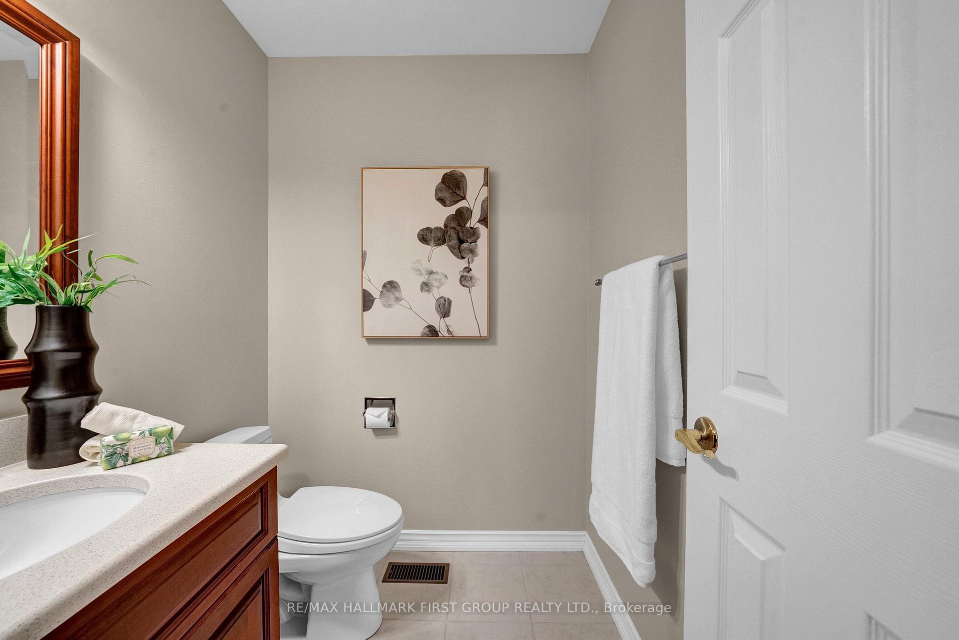 Photo 16 of 78 Hemmingway Drive, Clarington, Courtice — HOMEH