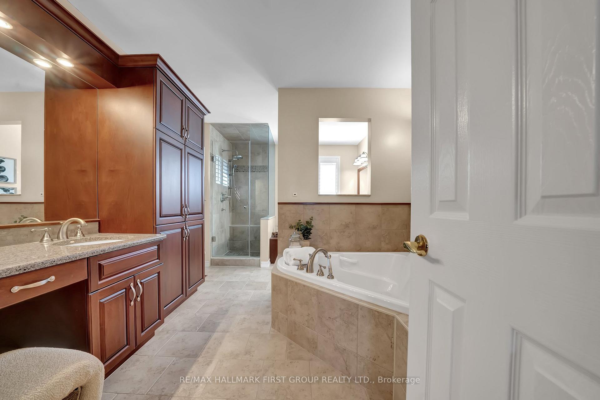 Photo 18 of 78 Hemmingway Drive, Clarington, Courtice — HOMEH