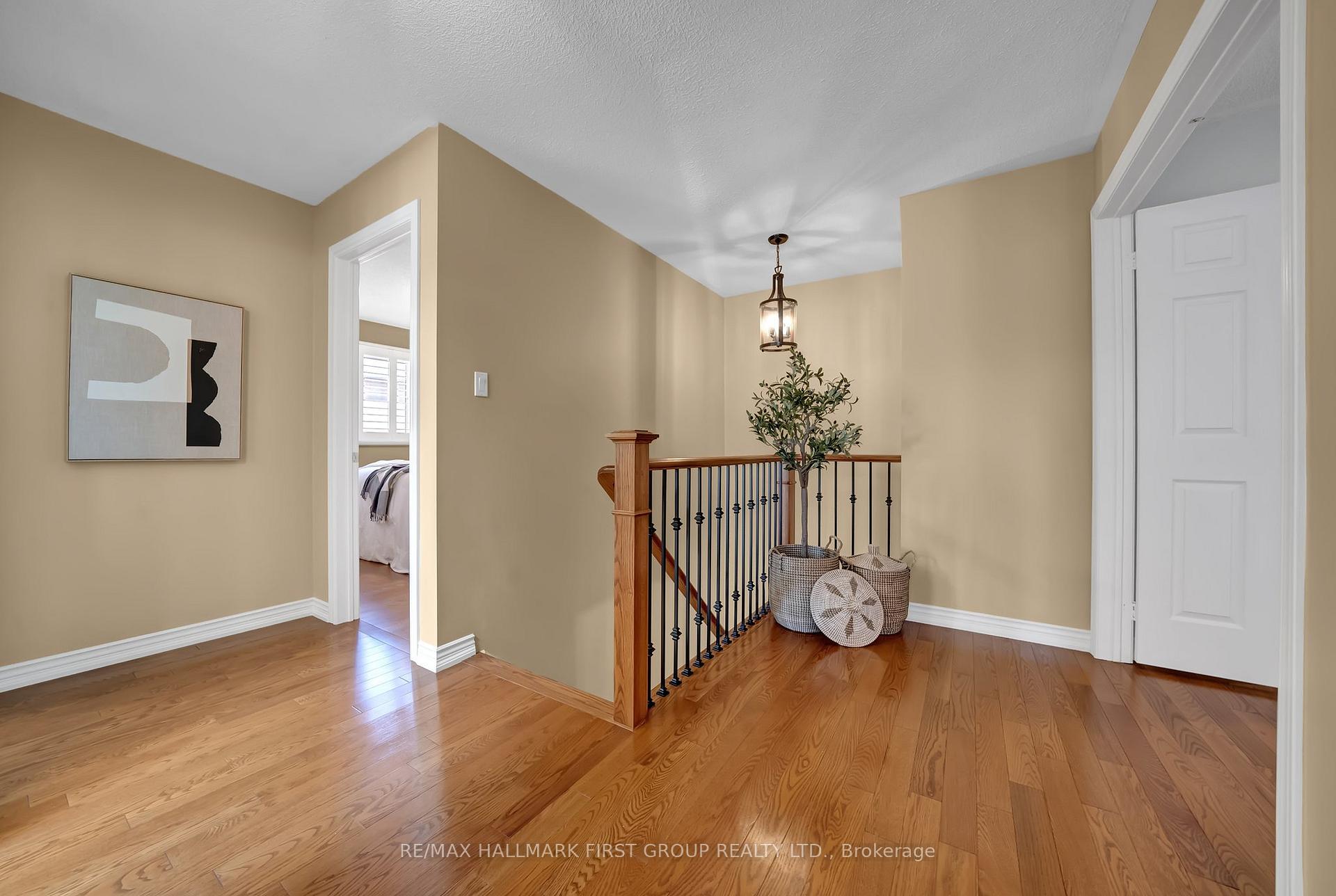 Photo 20 of 78 Hemmingway Drive, Clarington, Courtice — HOMEH