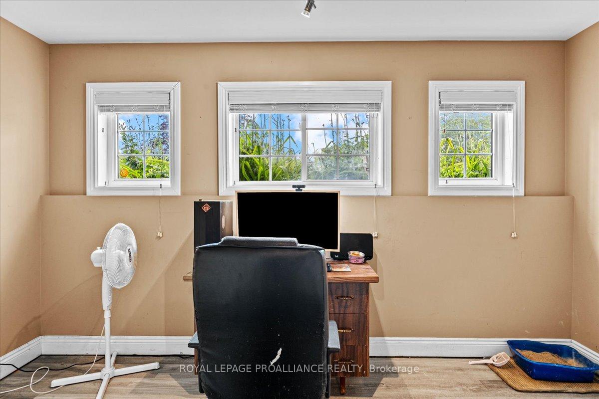 Photo 36 of 14 Marchmont Place, Belleville, Belleville Ward — HOMEH