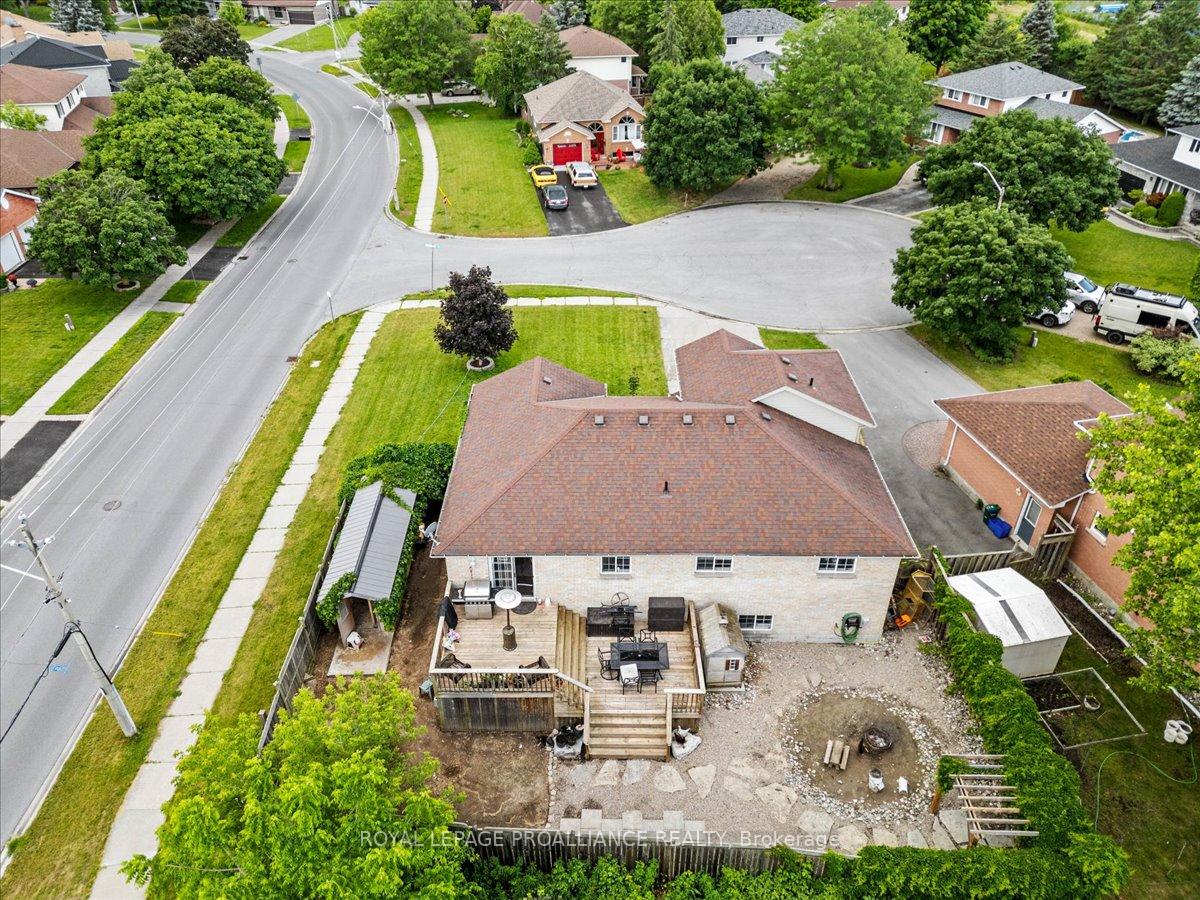 Photo 40 of 14 Marchmont Place, Belleville, Belleville Ward — HOMEH