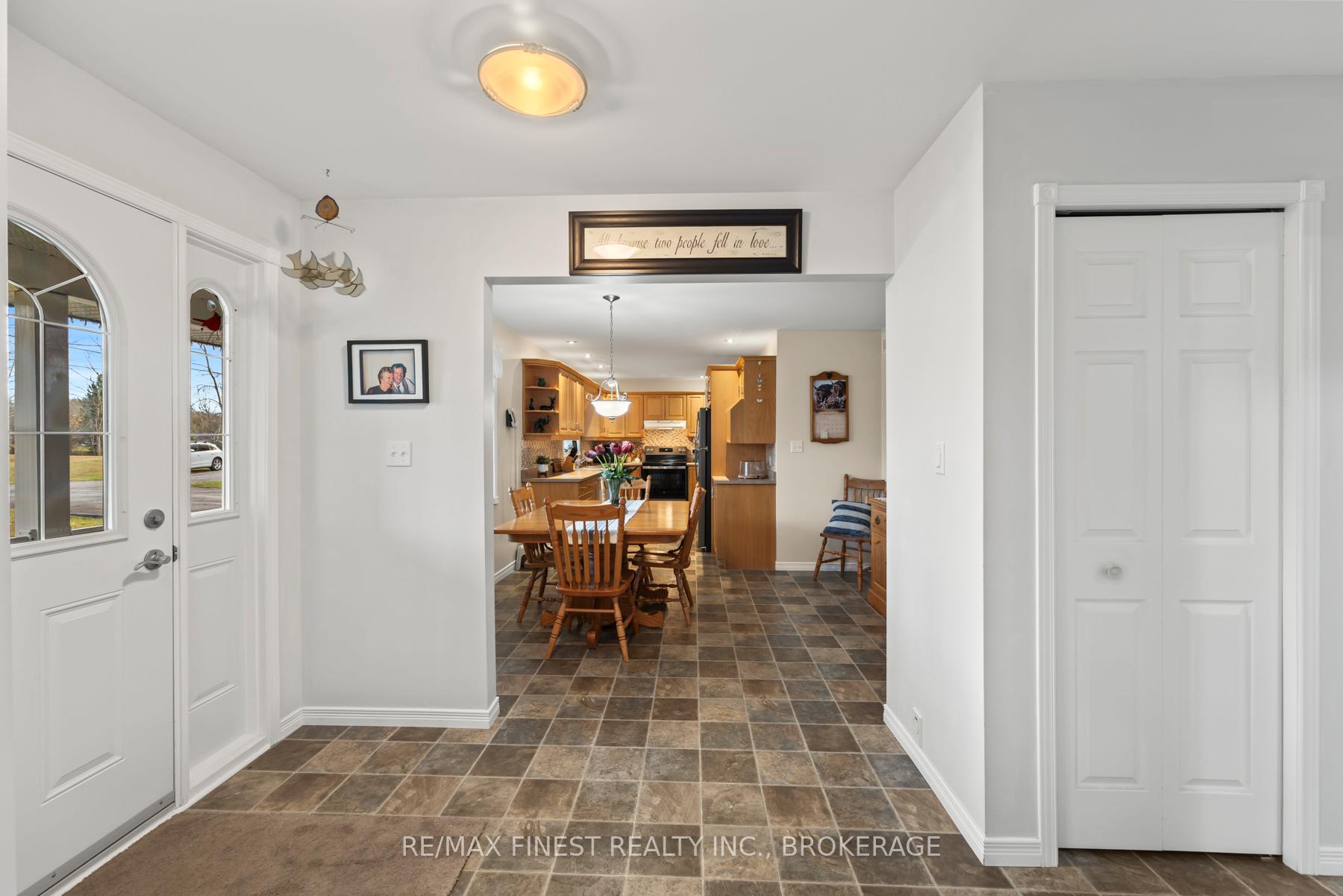 Photo 19 of 1107 Village Woods Drive, Frontenac, Frontenac Centre — HOMEH