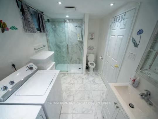 Photo 18 of Unit Bsmt, 49 Summerfeldt Crescent, Markham, Unionville — HOMEH