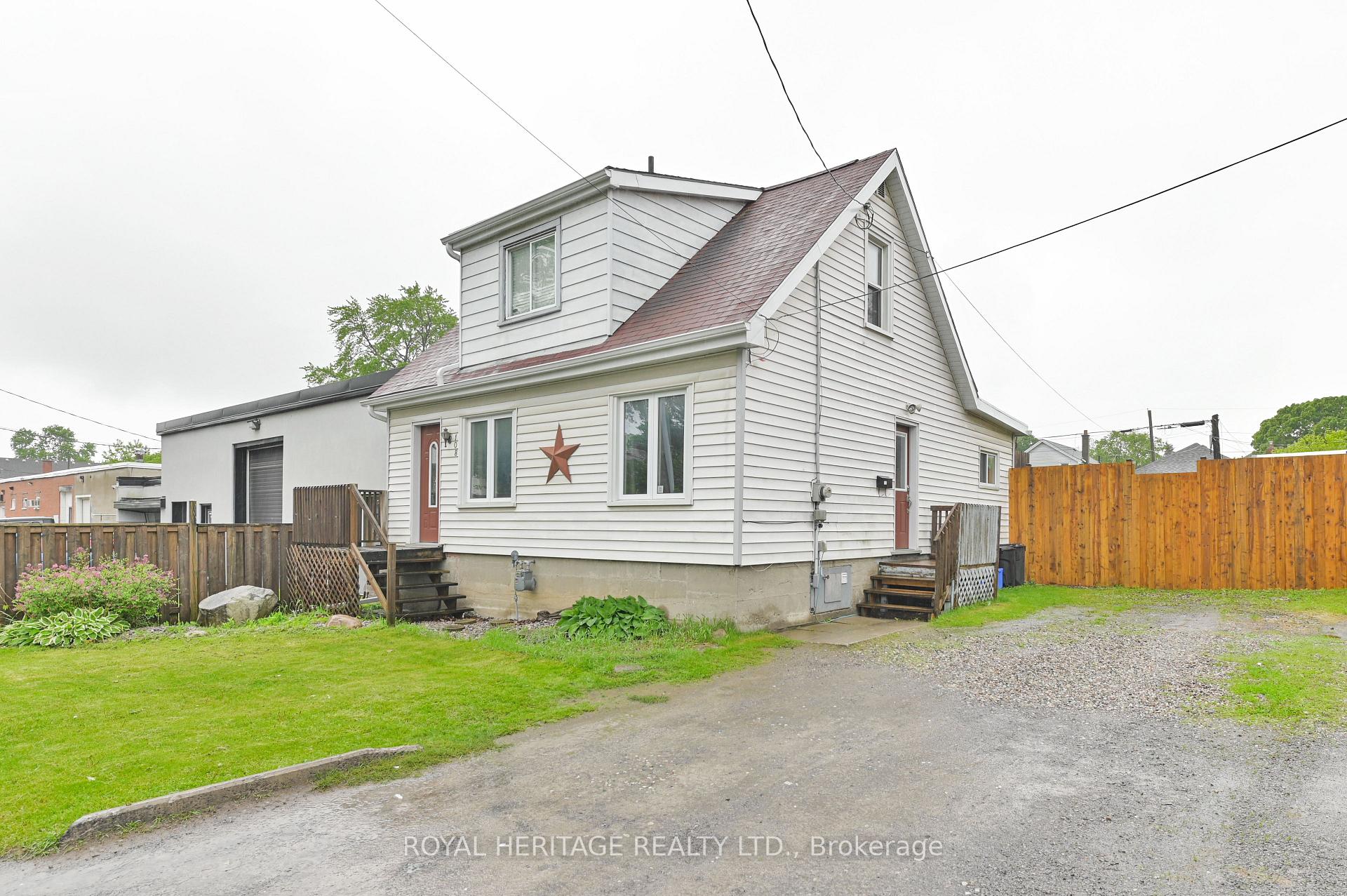 Photo 3 of 108 Everett Street, Belleville, Belleville Ward — HOMEH