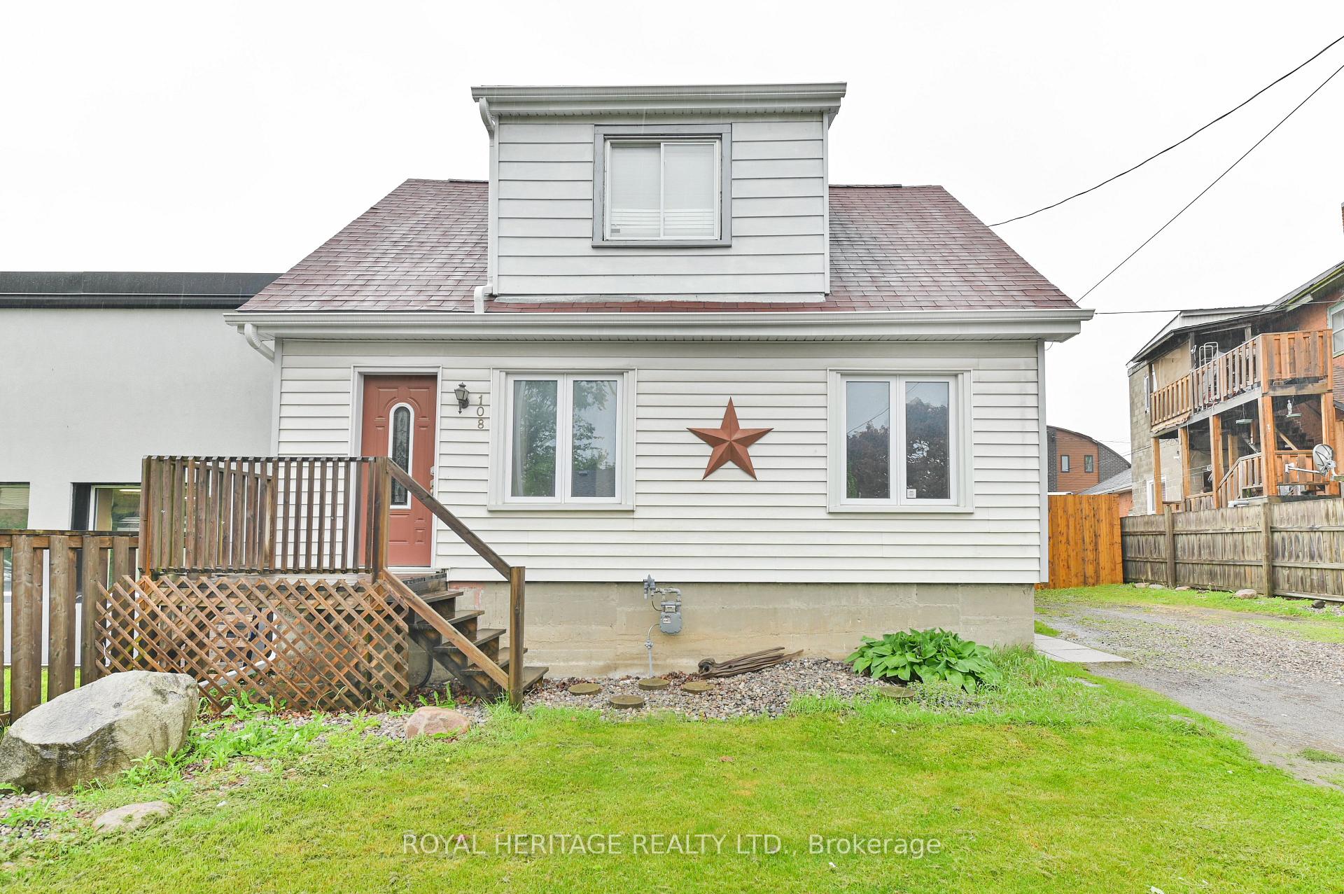 Photo 6 of 108 Everett Street, Belleville, Belleville Ward — HOMEH