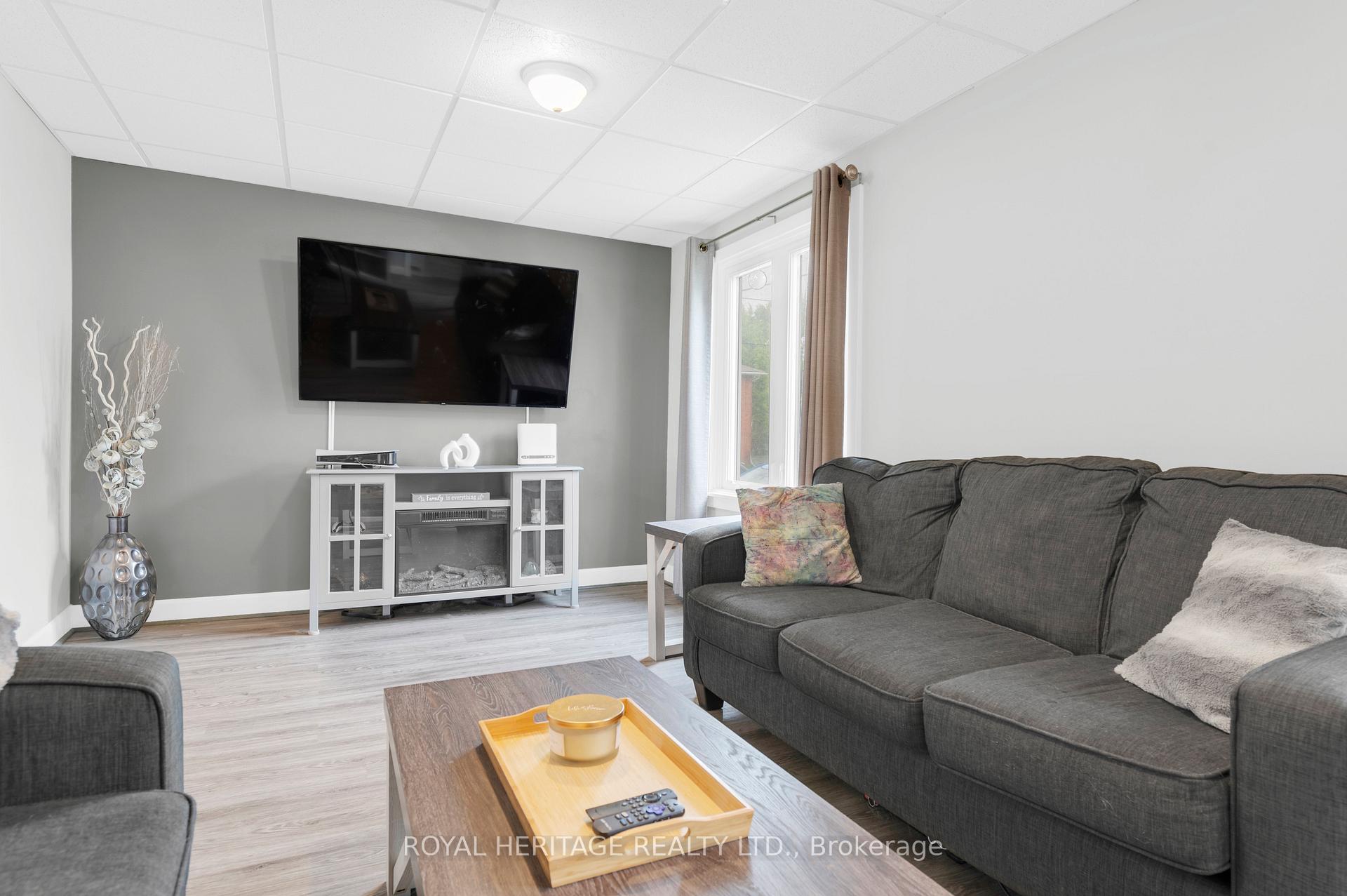 Photo 19 of 108 Everett Street, Belleville, Belleville Ward — HOMEH