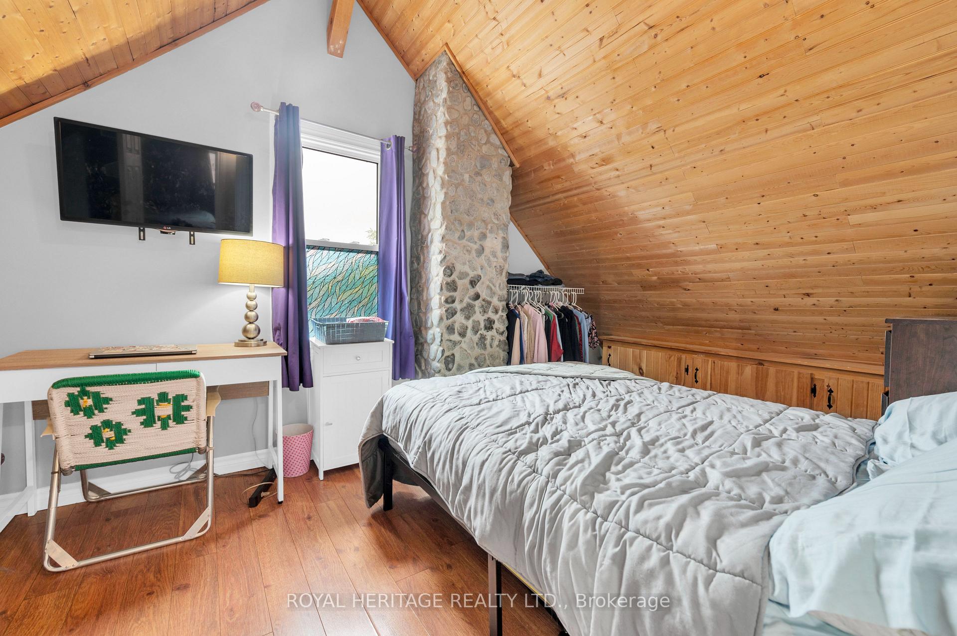Photo 21 of 108 Everett Street, Belleville, Belleville Ward — HOMEH