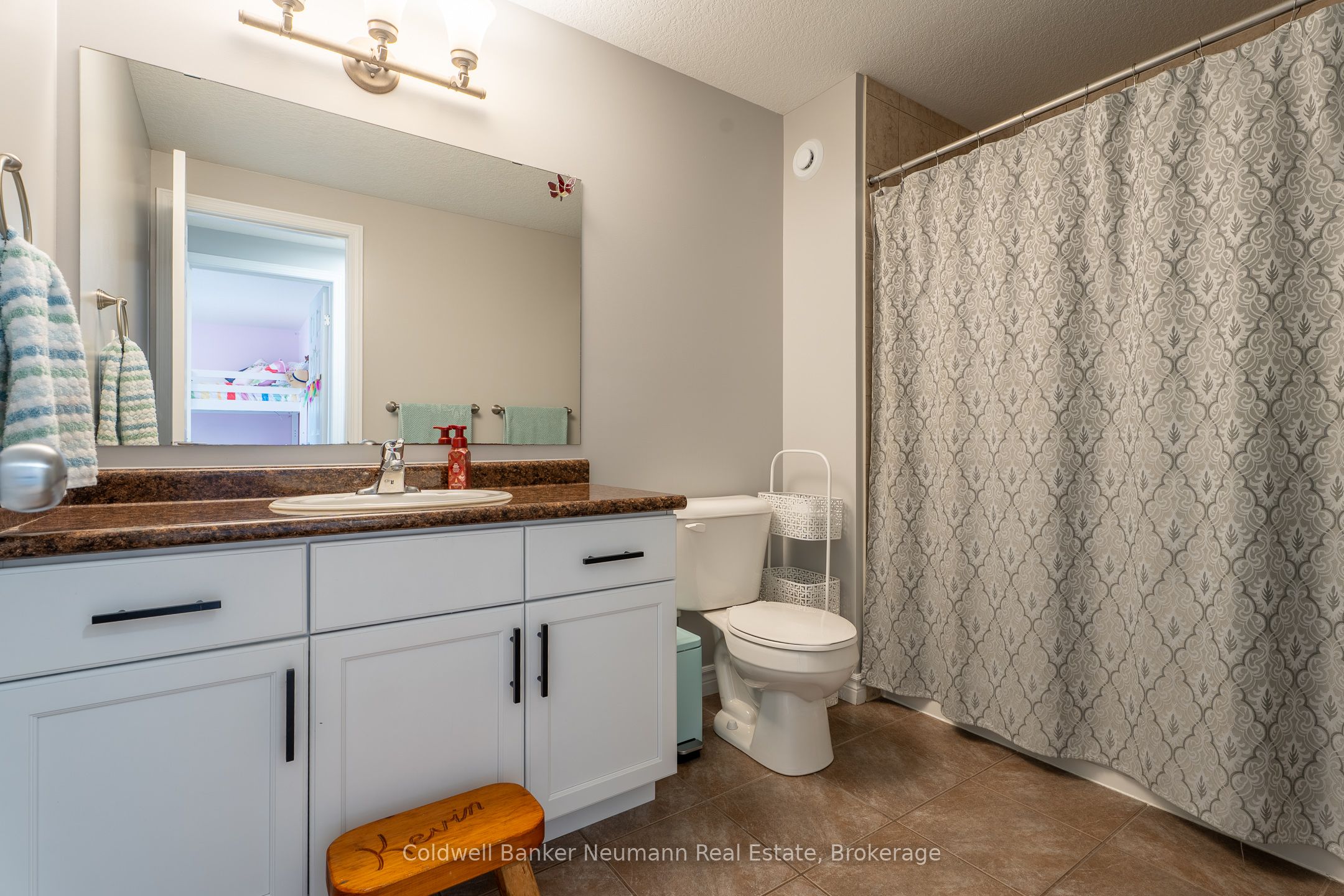 Photo 68 of 124 Clough Crescent, Guelph, Pineridge/Westminster Woods — HOMEH