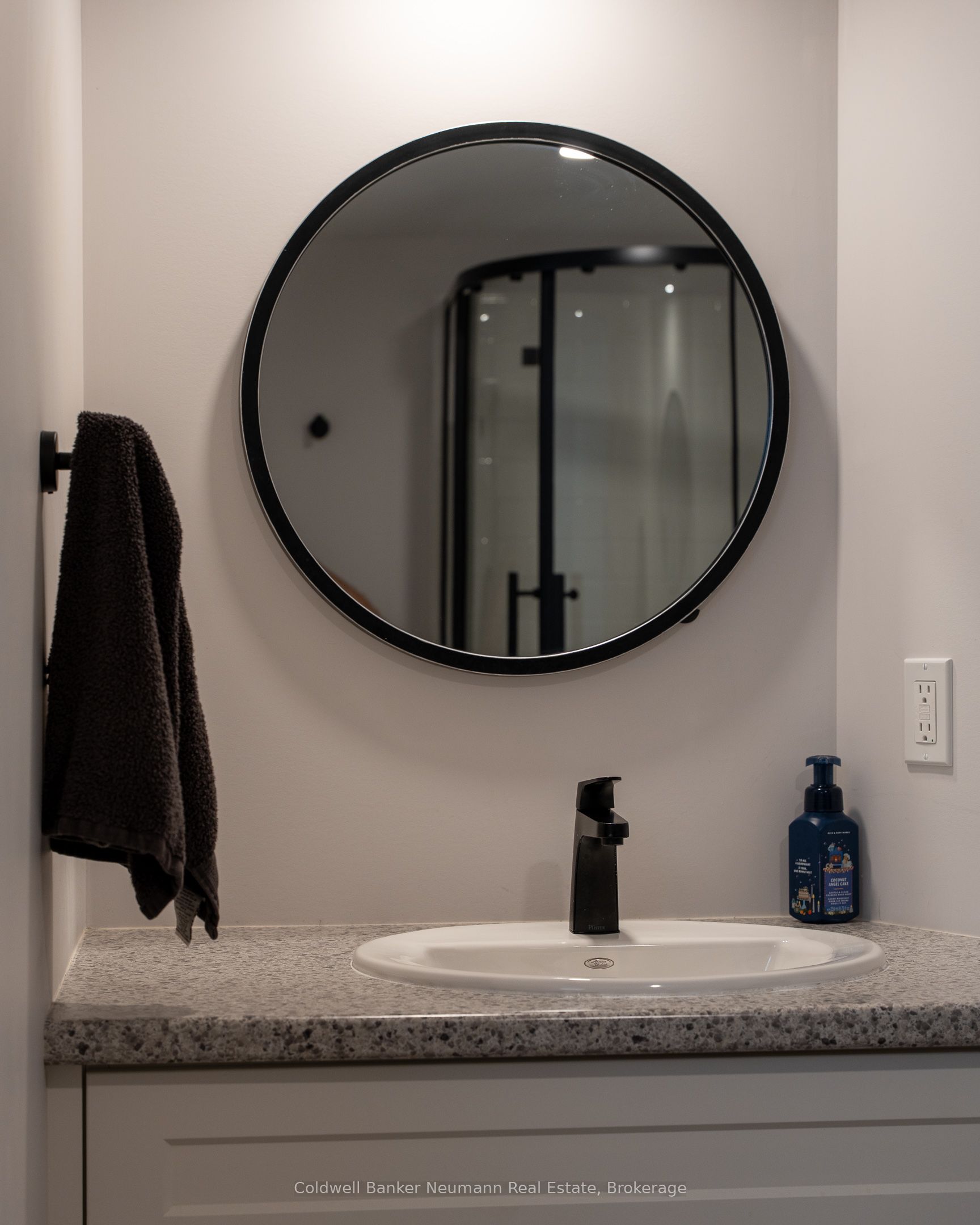 Photo 75 of 124 Clough Crescent, Guelph, Pineridge/Westminster Woods — HOMEH
