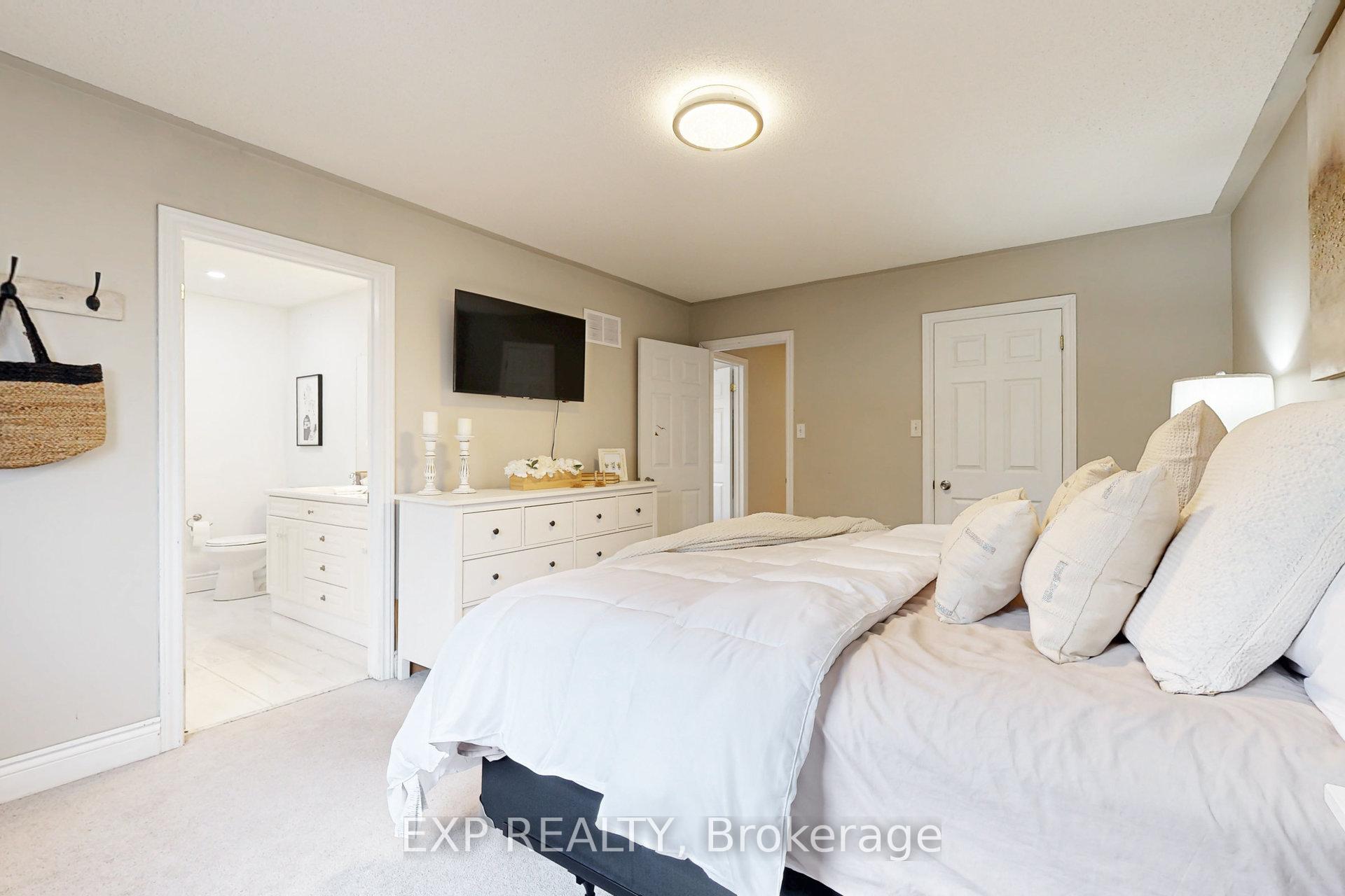 Photo 20 of 146 Bannister Street, Clarington, Bowmanville — HOMEH