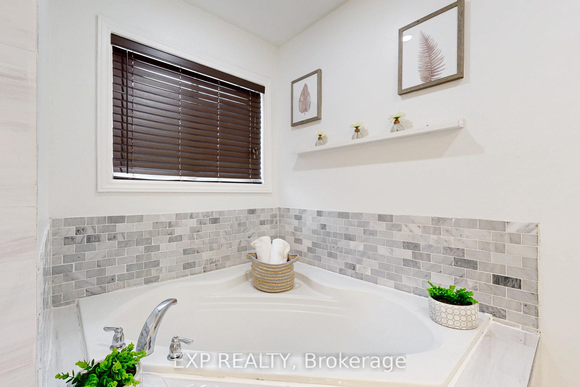 Photo 22 of 146 Bannister Street, Clarington, Bowmanville — HOMEH