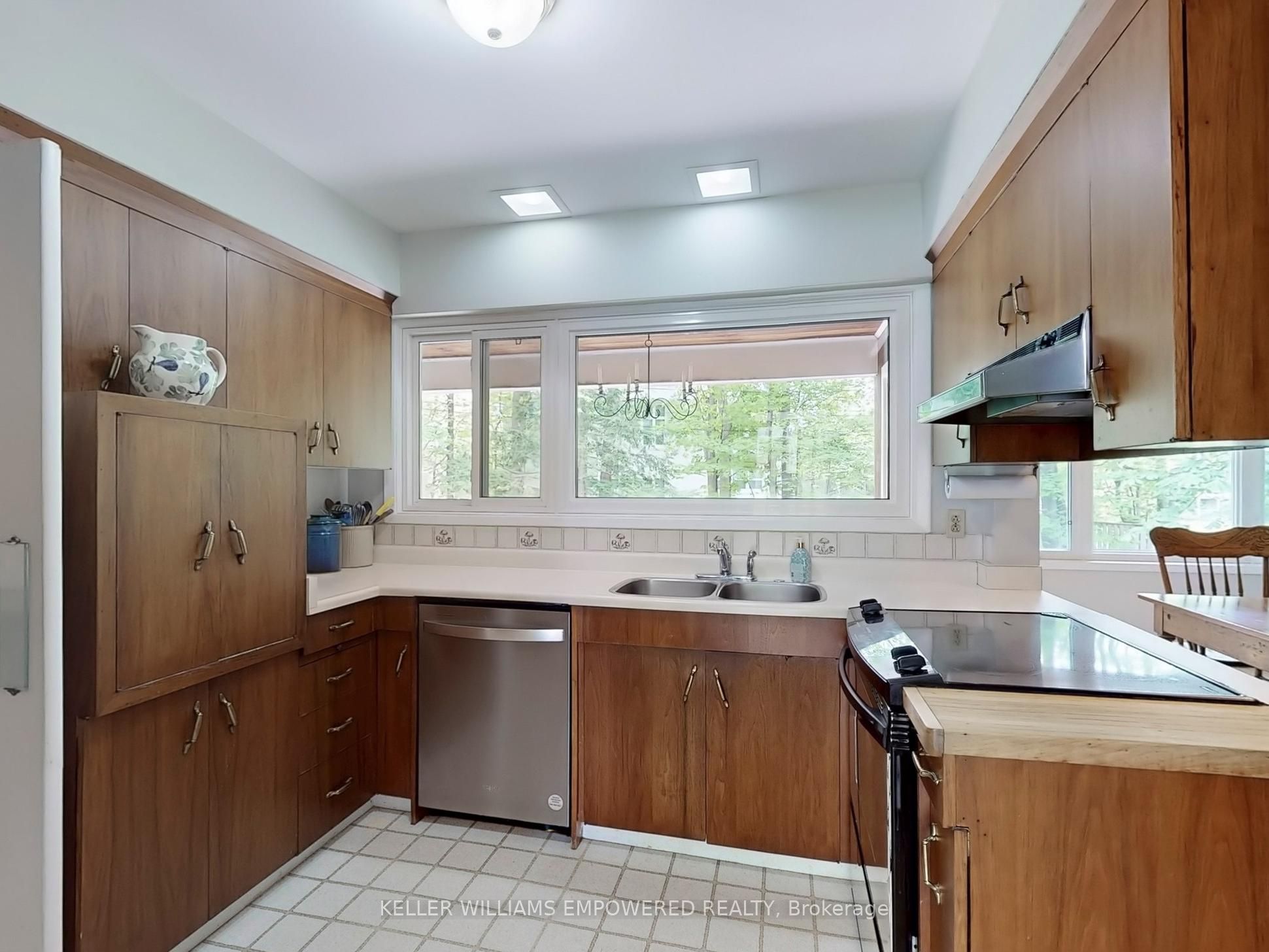 Photo 56 of 5 Pinevale Road, Markham, Grandview — HOMEH