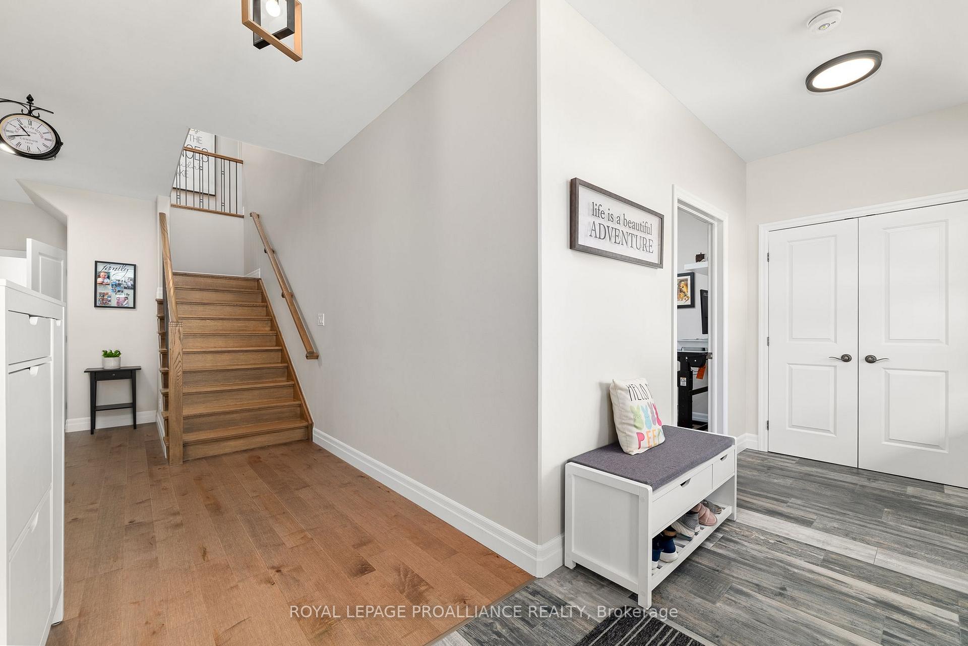 Photo 5 of 78 Essex Drive, Belleville, Thurlow Ward — HOMEH