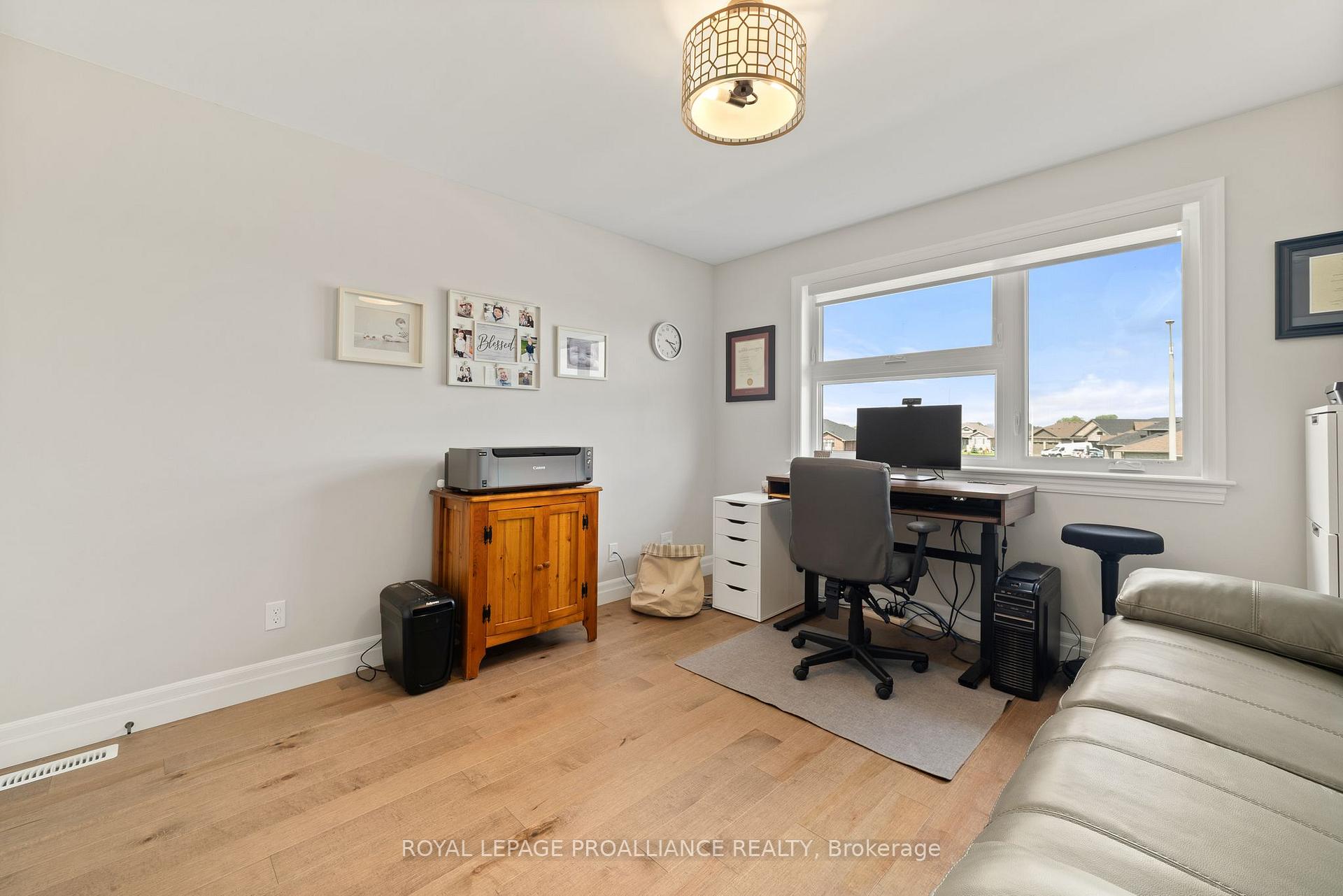 Photo 30 of 78 Essex Drive, Belleville, Thurlow Ward — HOMEH
