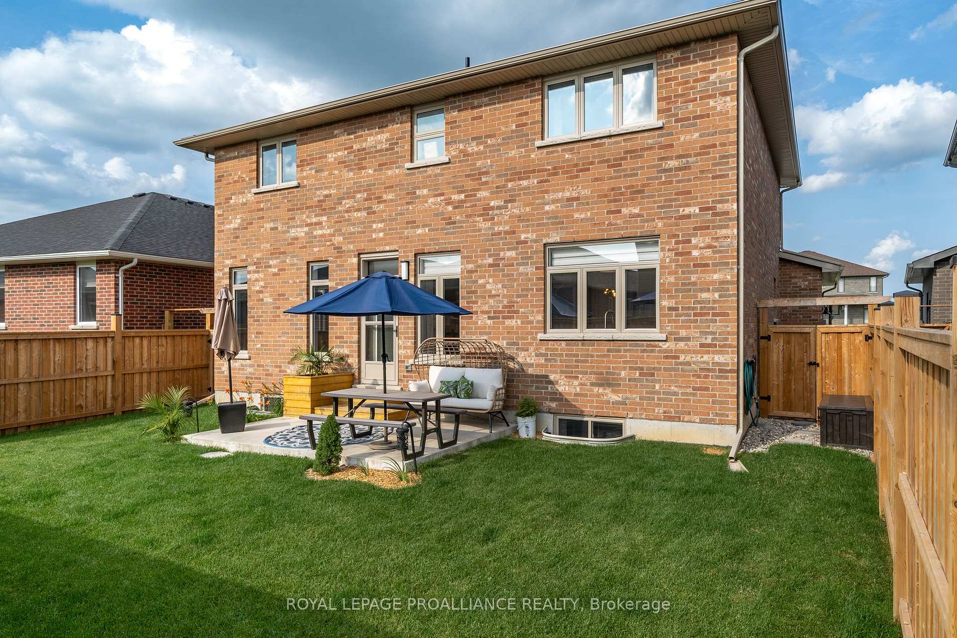 Photo 37 of 78 Essex Drive, Belleville, Thurlow Ward — HOMEH
